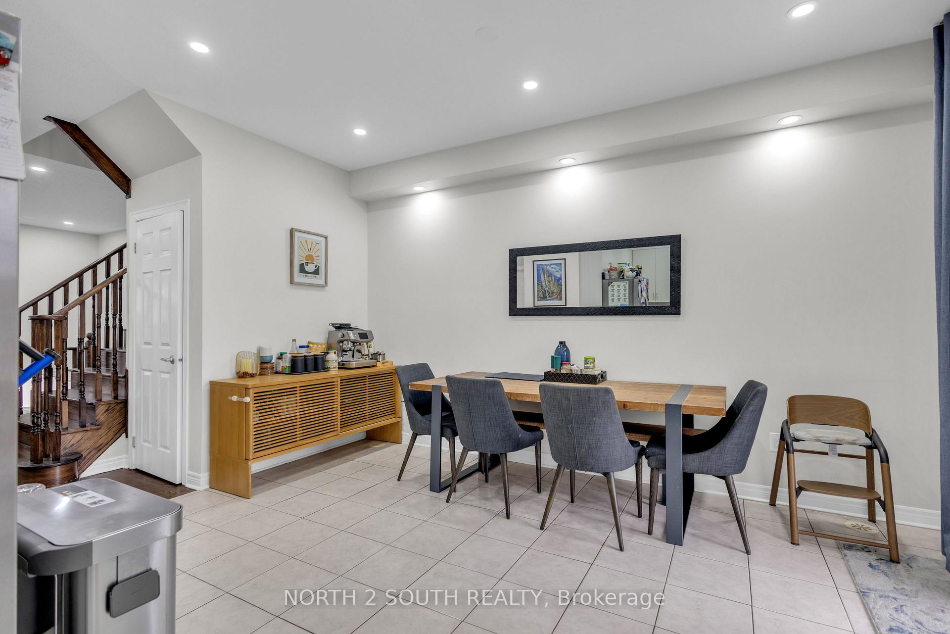 Photo 12 of 110 Grand Trunk Avenue, Vaughan, Patterson — HOMEH