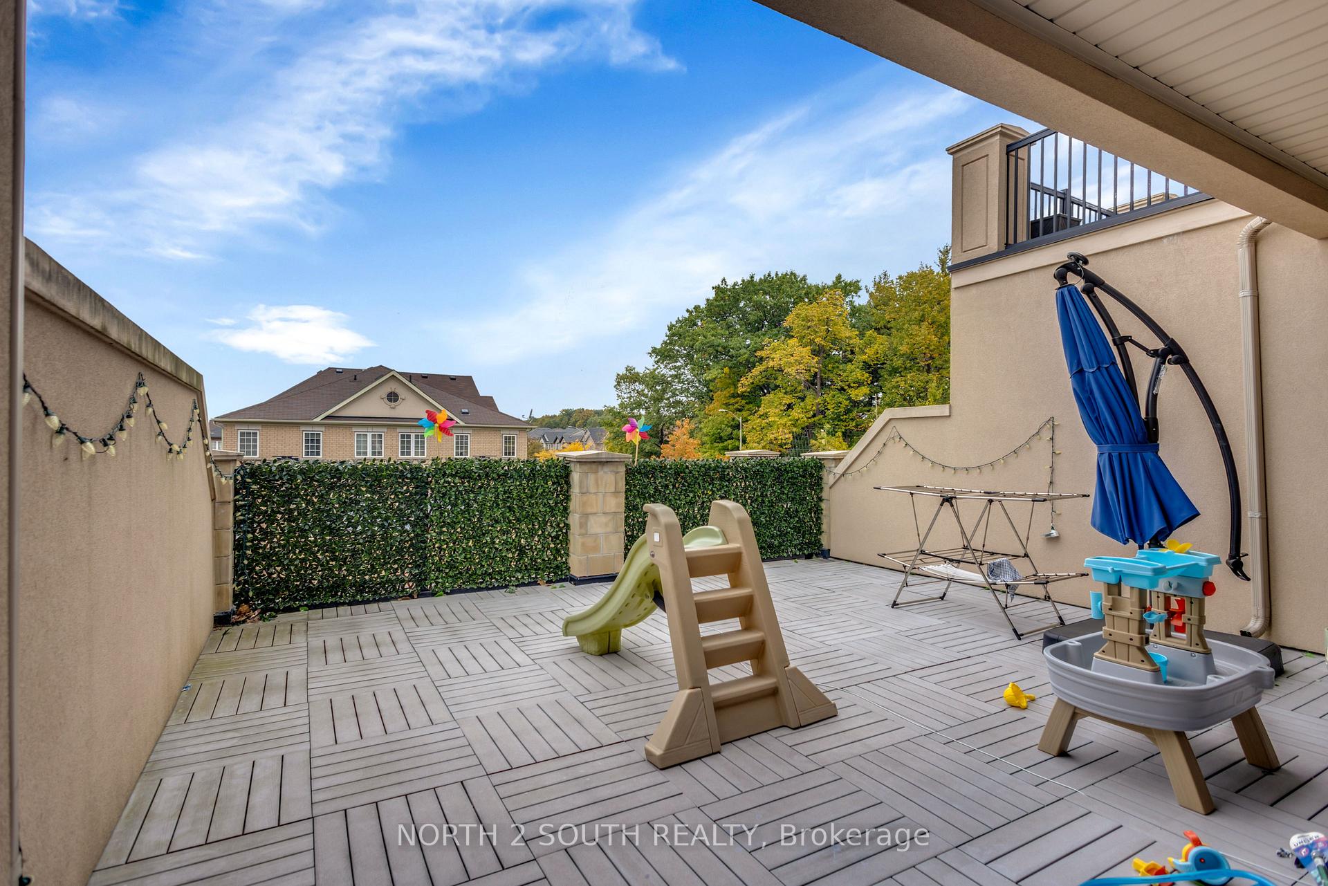 Photo 15 of 110 Grand Trunk Avenue, Vaughan, Patterson — HOMEH