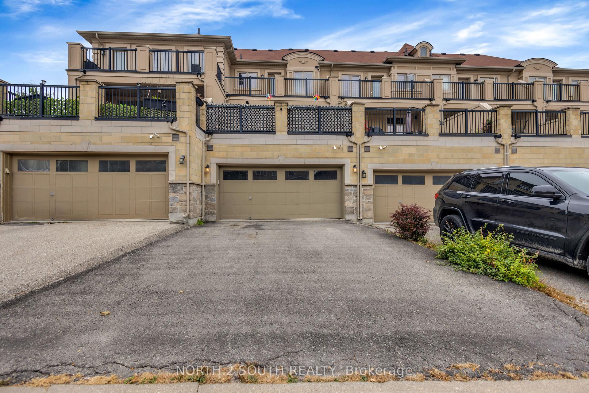 Photo 41 of 110 Grand Trunk Avenue, Vaughan, Patterson — HOMEH