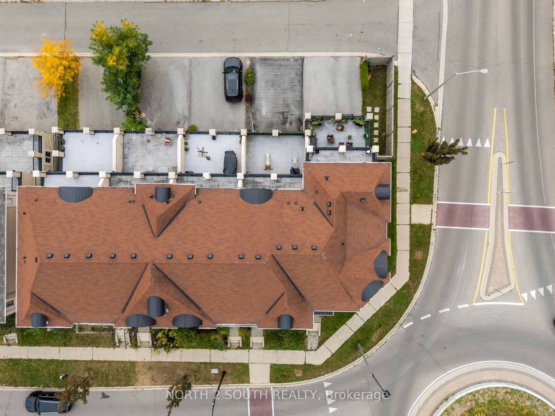 Photo 43 of 110 Grand Trunk Avenue, Vaughan, Patterson — HOMEH