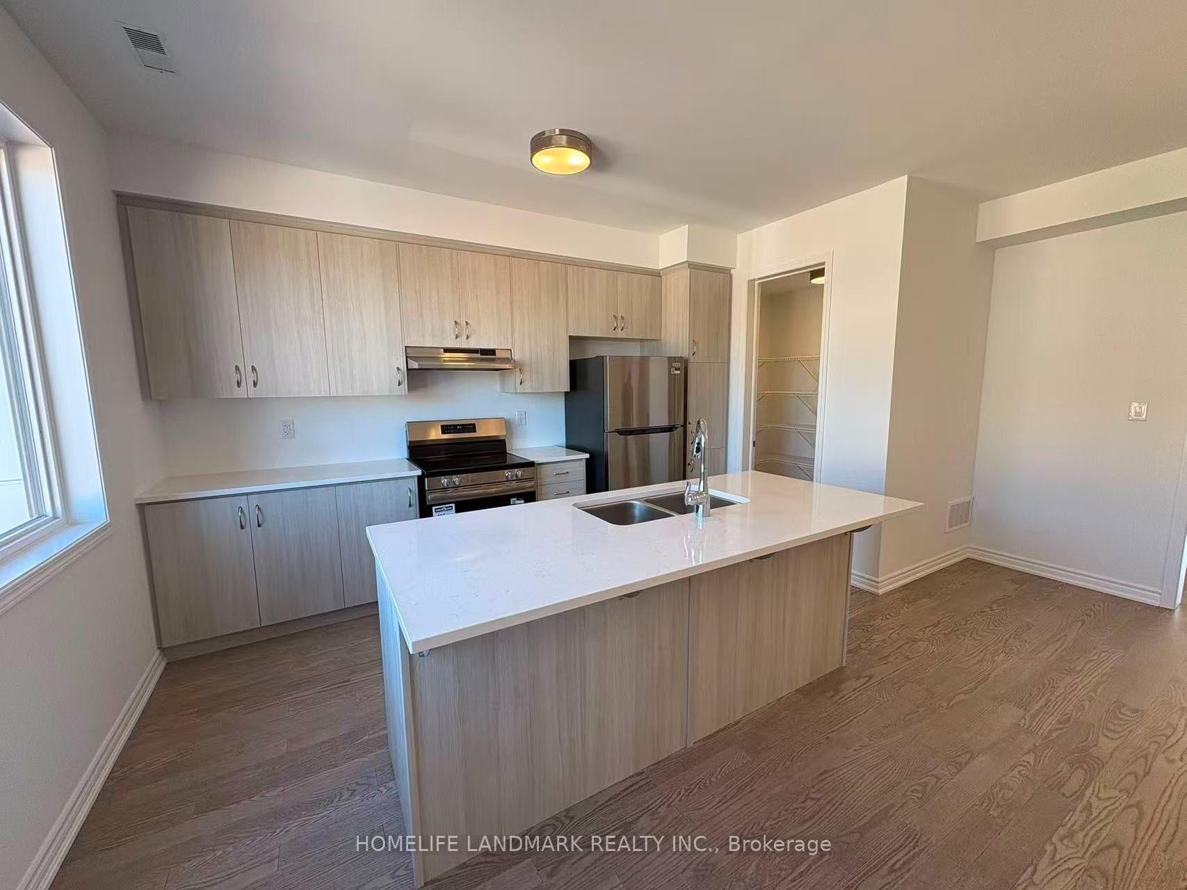 Photo 7 of 3280 Meadowridge Drive, Oakville, Joshua Meadows — HOMEH