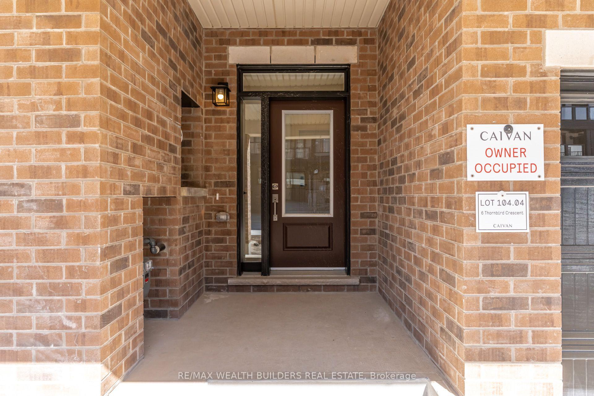 Photo 2 of 6 Thornbird Crescent, Brampton, Northwest Brampton — HOMEH