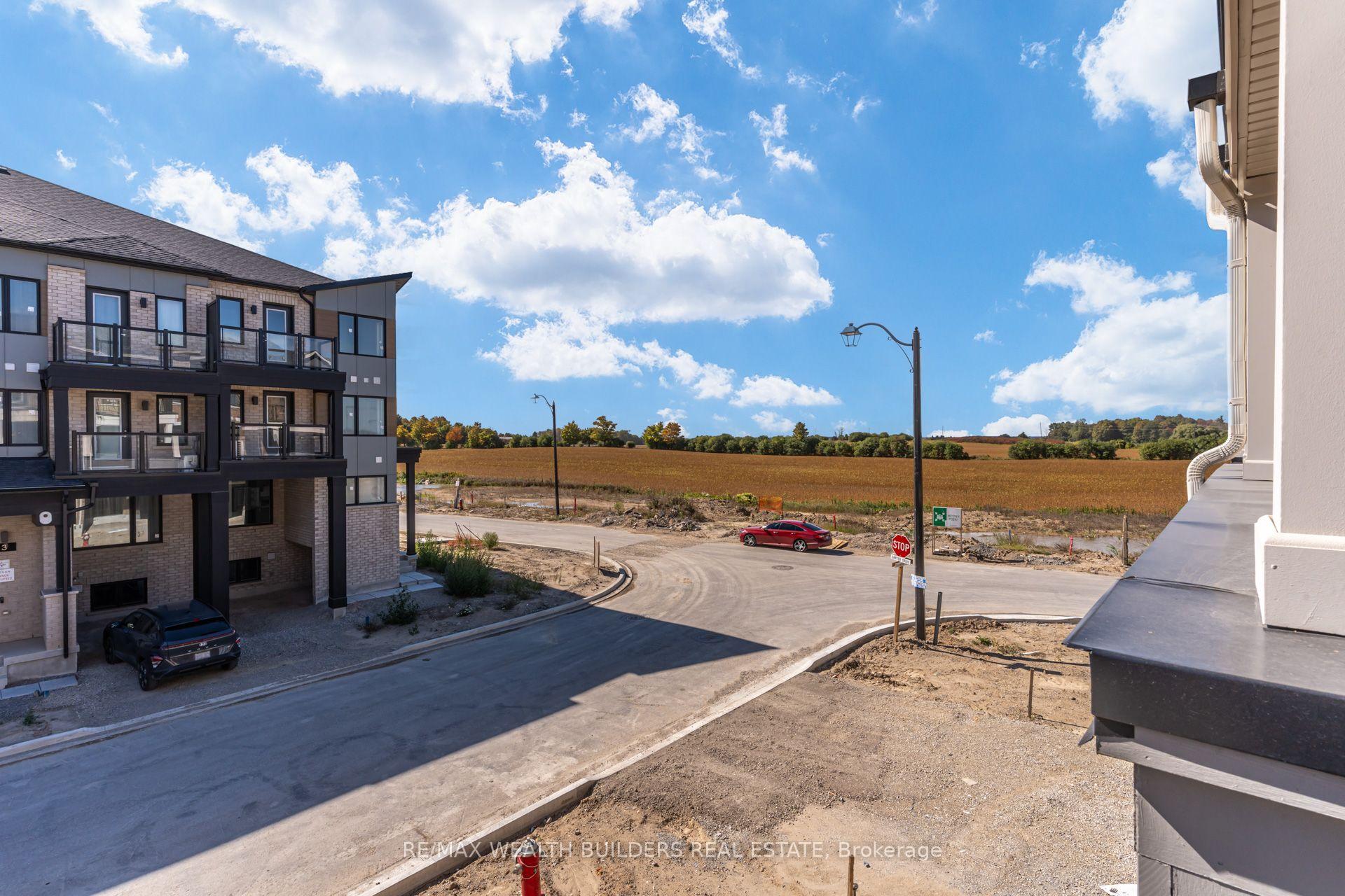 Photo 17 of 6 Thornbird Crescent, Brampton, Northwest Brampton — HOMEH