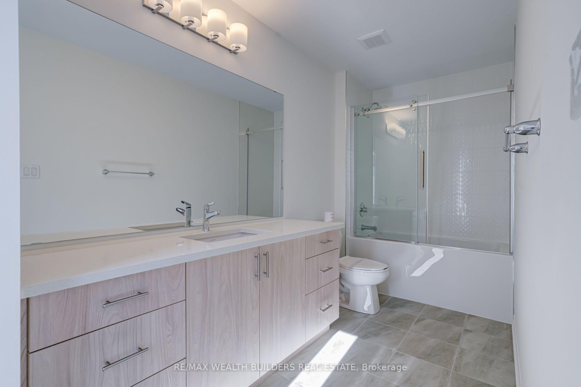 Photo 21 of 6 Thornbird Crescent, Brampton, Northwest Brampton — HOMEH