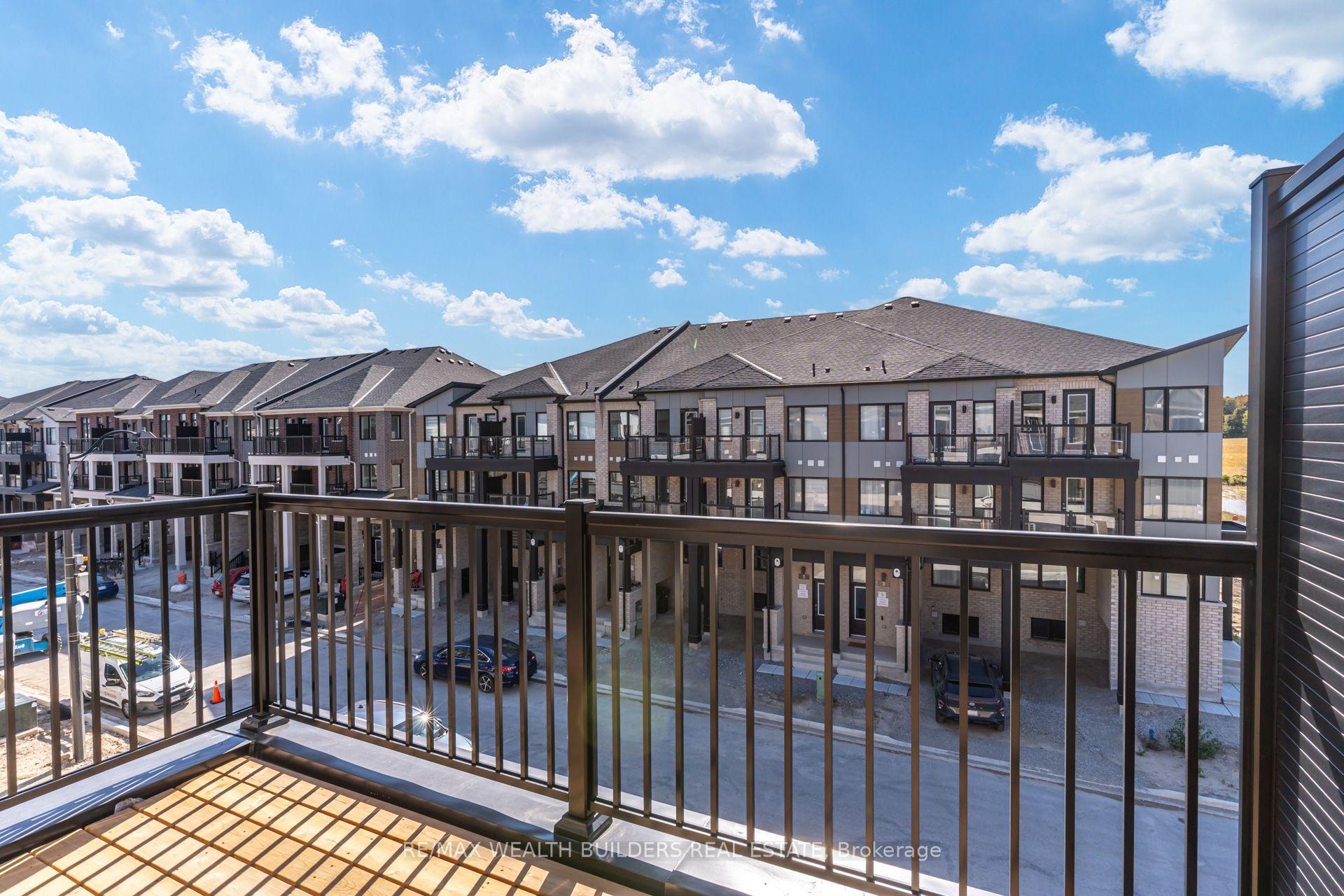Photo 25 of 6 Thornbird Crescent, Brampton, Northwest Brampton — HOMEH