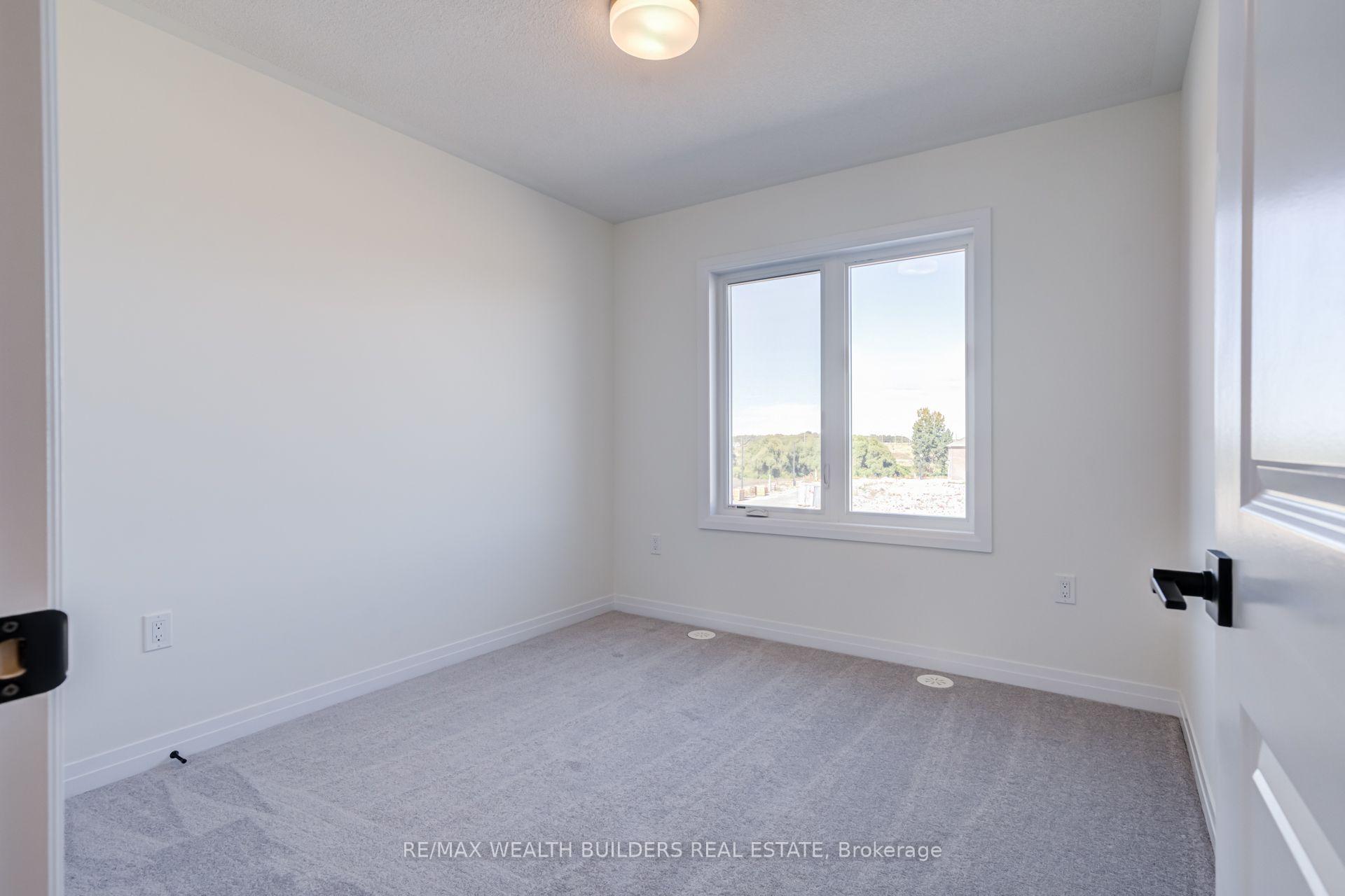Photo 28 of 6 Thornbird Crescent, Brampton, Northwest Brampton — HOMEH