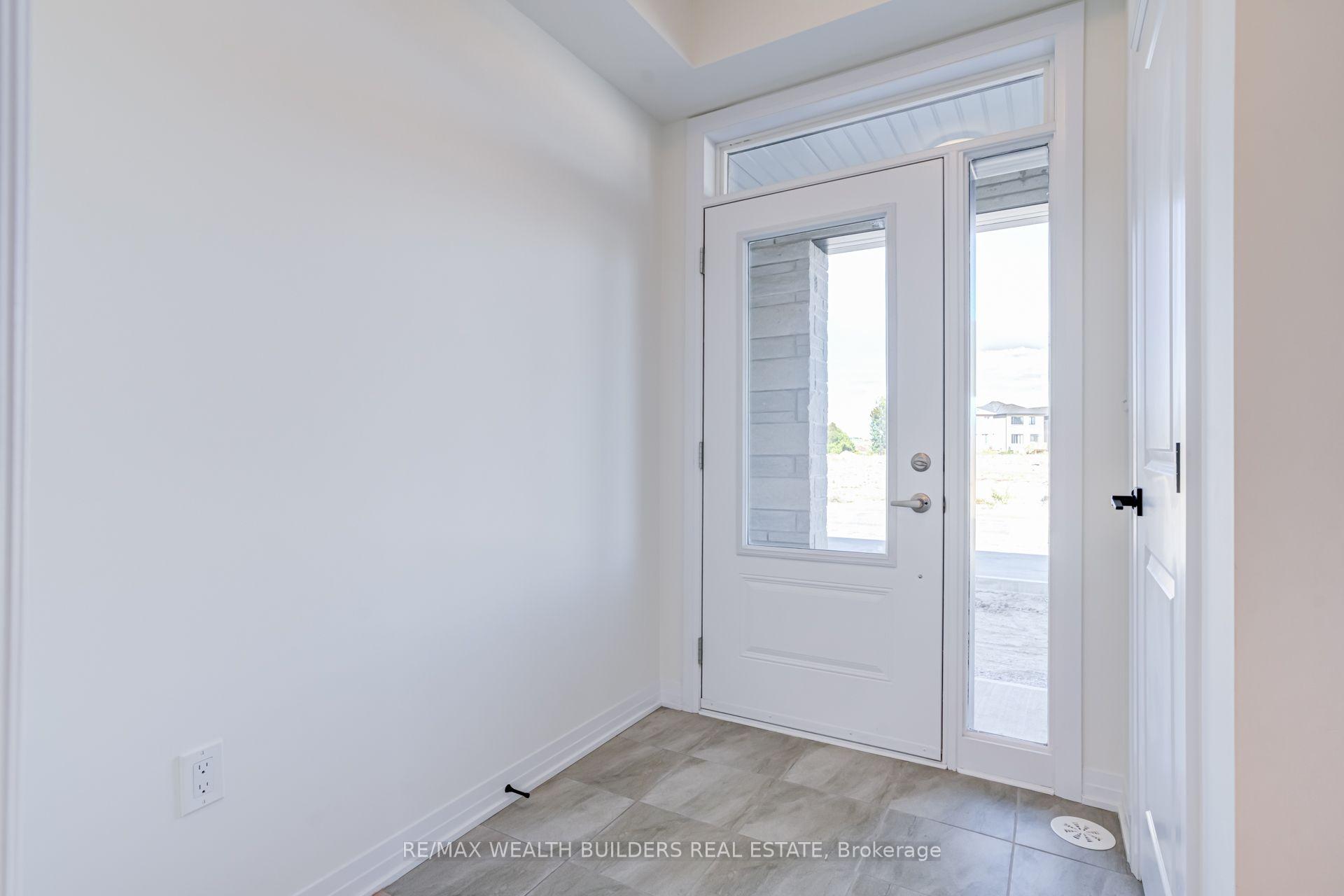 Photo 35 of 6 Thornbird Crescent, Brampton, Northwest Brampton — HOMEH