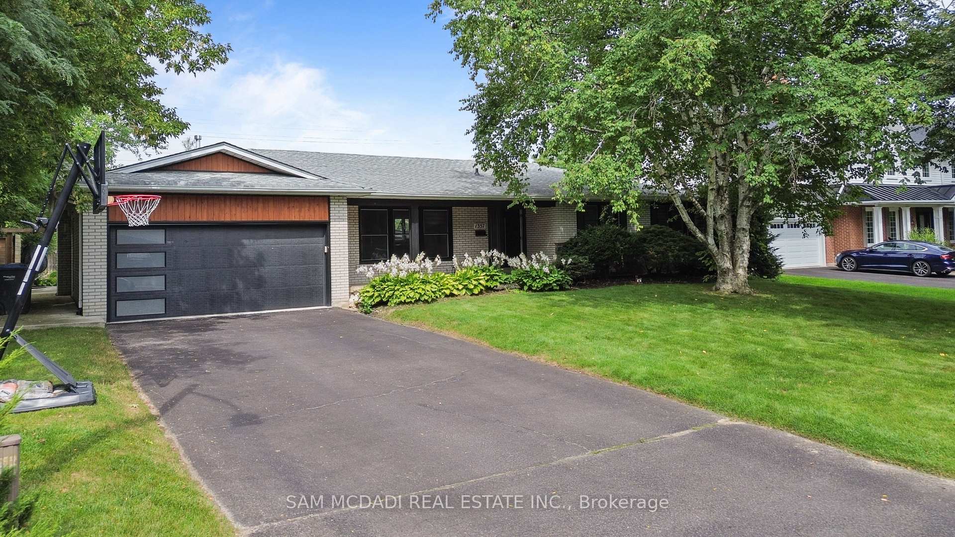 Photo of 1357 Saginaw Crescent