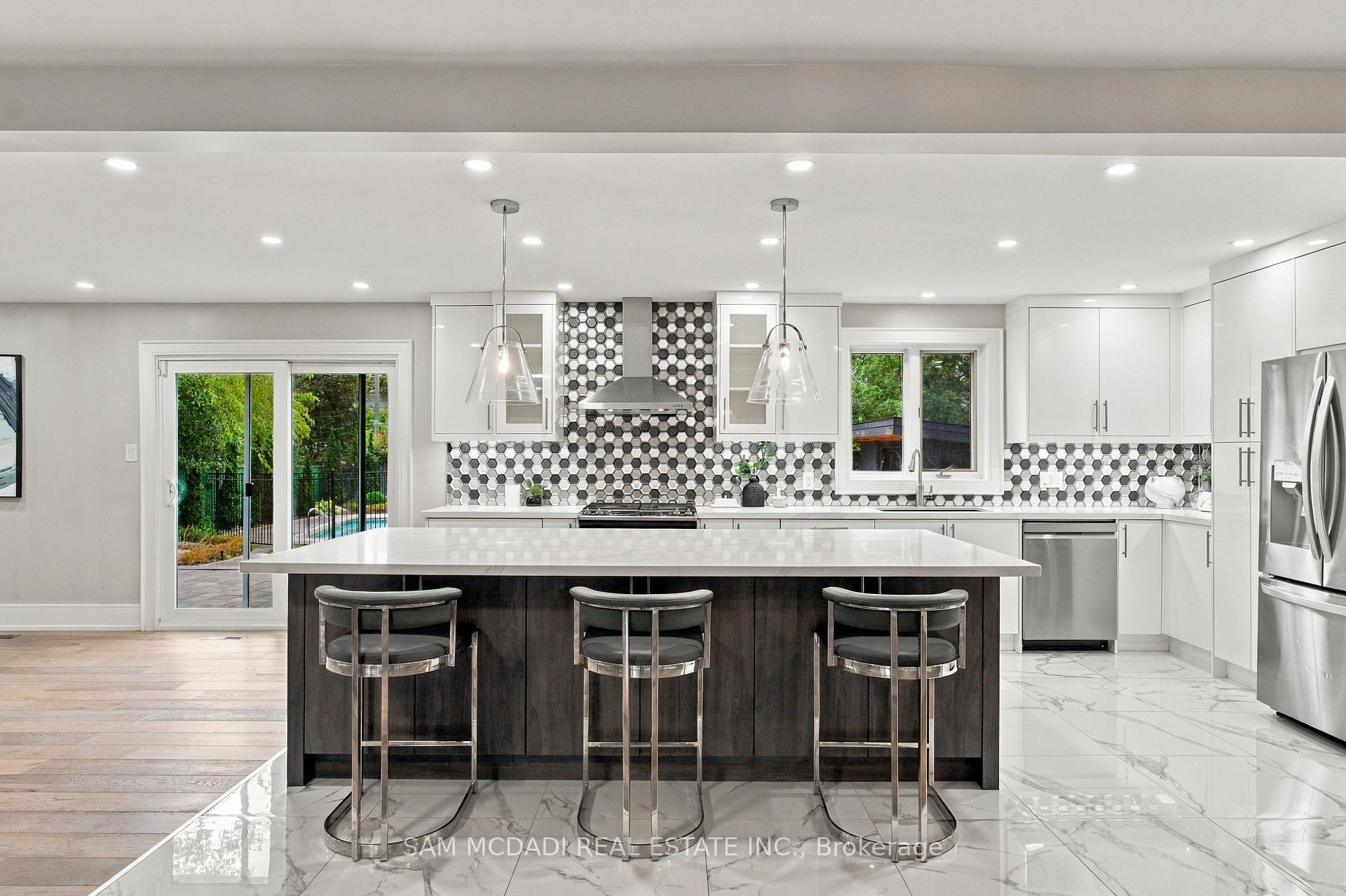 Photo 7 of 1357 Saginaw Crescent, Mississauga, Lorne Park — HOMEH