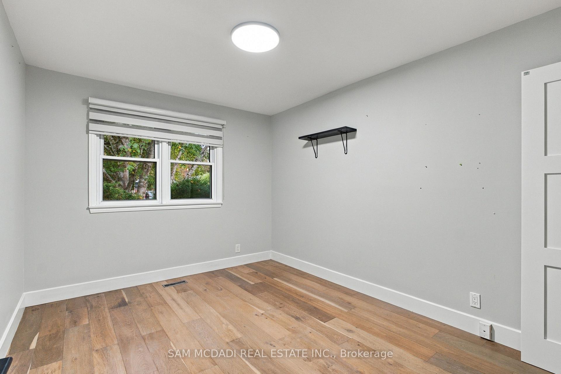 Photo 21 of 1357 Saginaw Crescent, Mississauga, Lorne Park — HOMEH