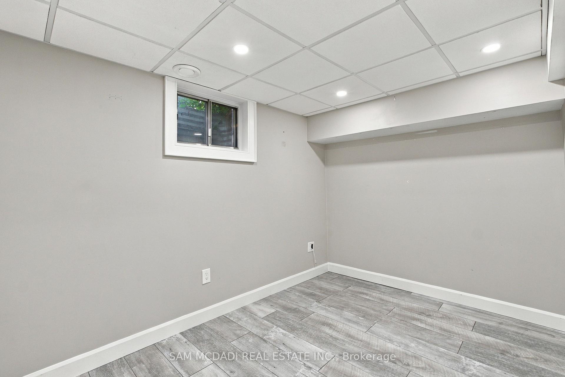 Photo 35 of 1357 Saginaw Crescent, Mississauga, Lorne Park — HOMEH