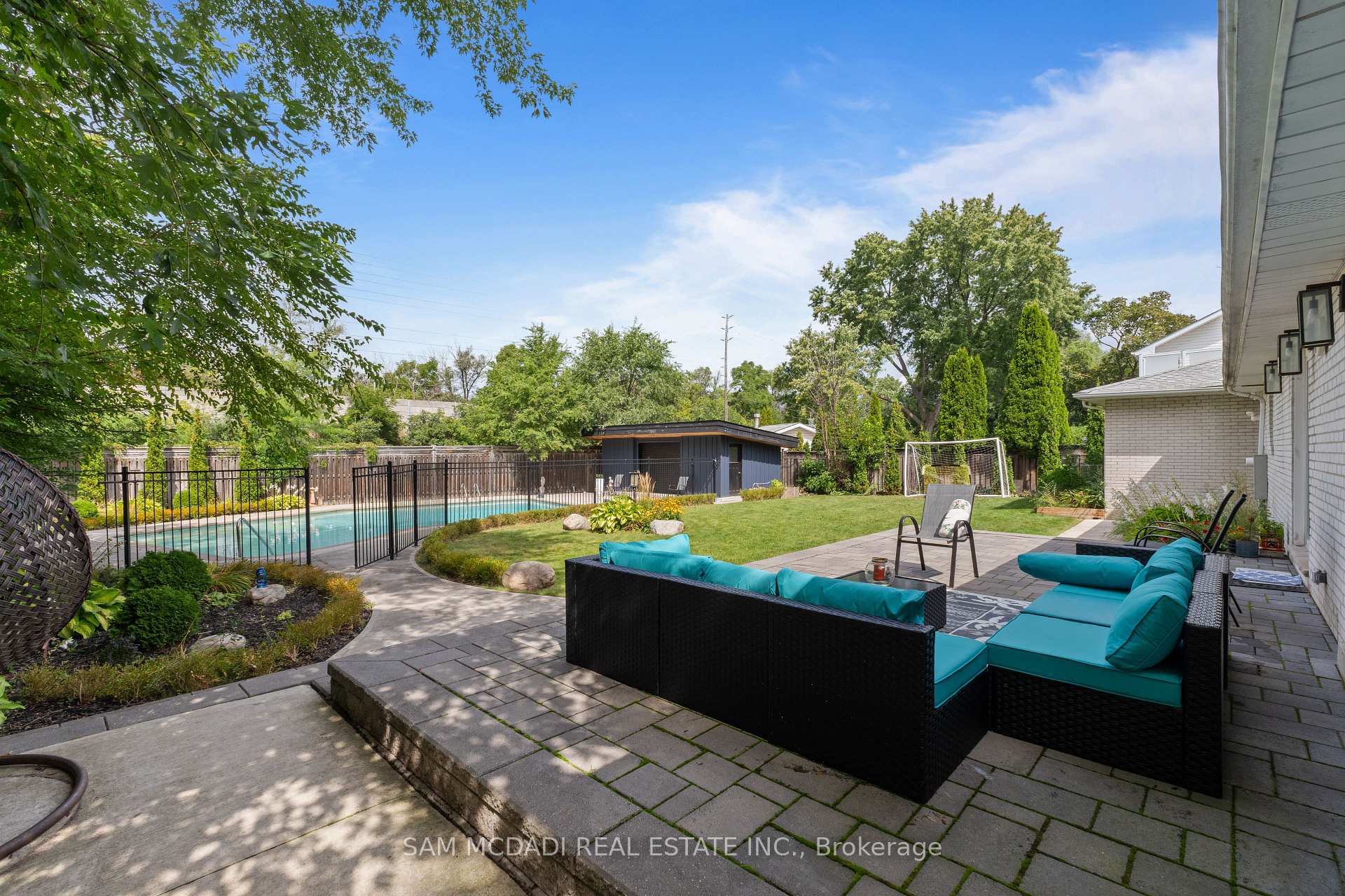 Photo 39 of 1357 Saginaw Crescent, Mississauga, Lorne Park — HOMEH