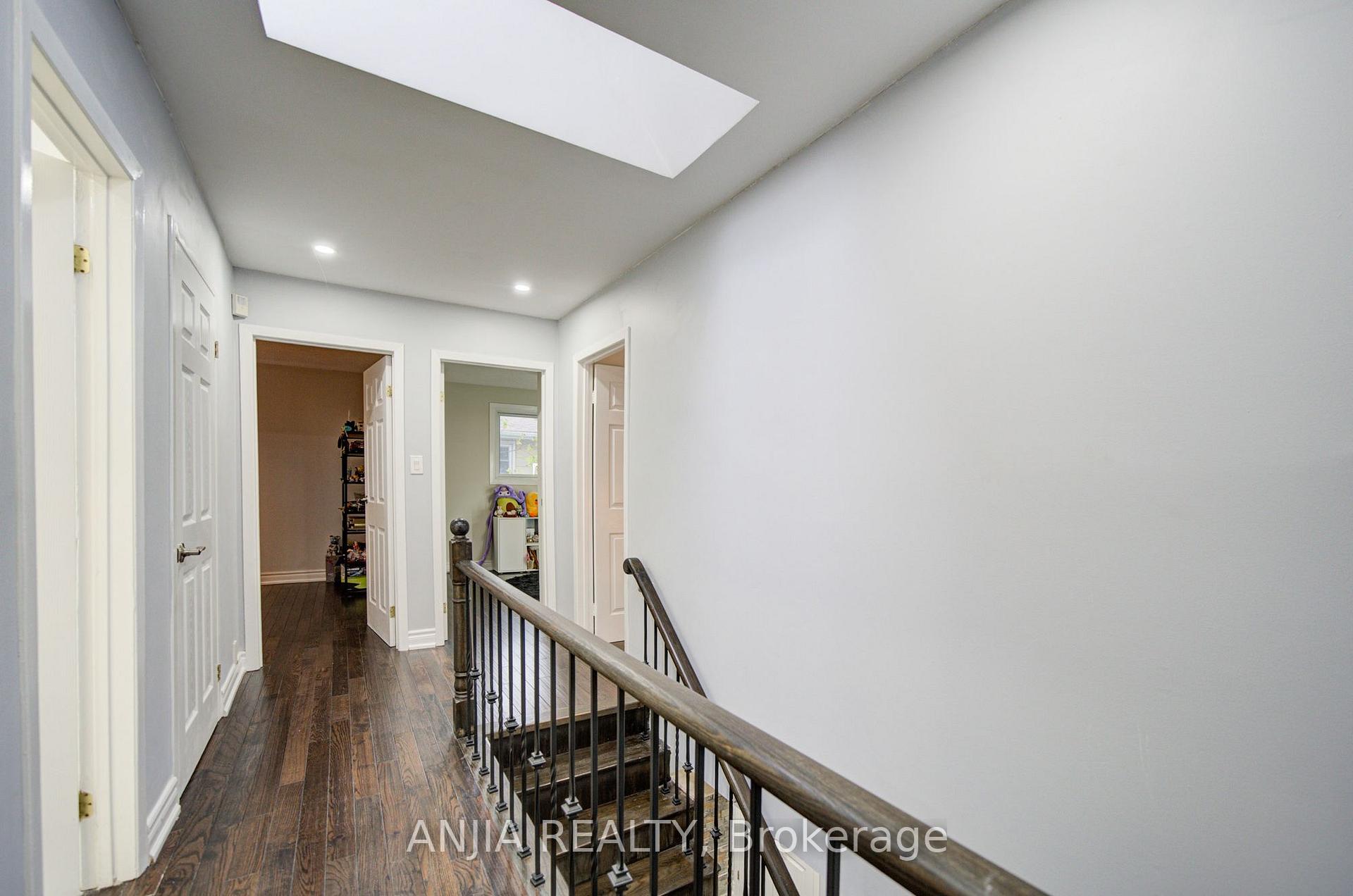 Photo 26 of 58 Summerfeldt Crescent, Markham, Unionville — HOMEH