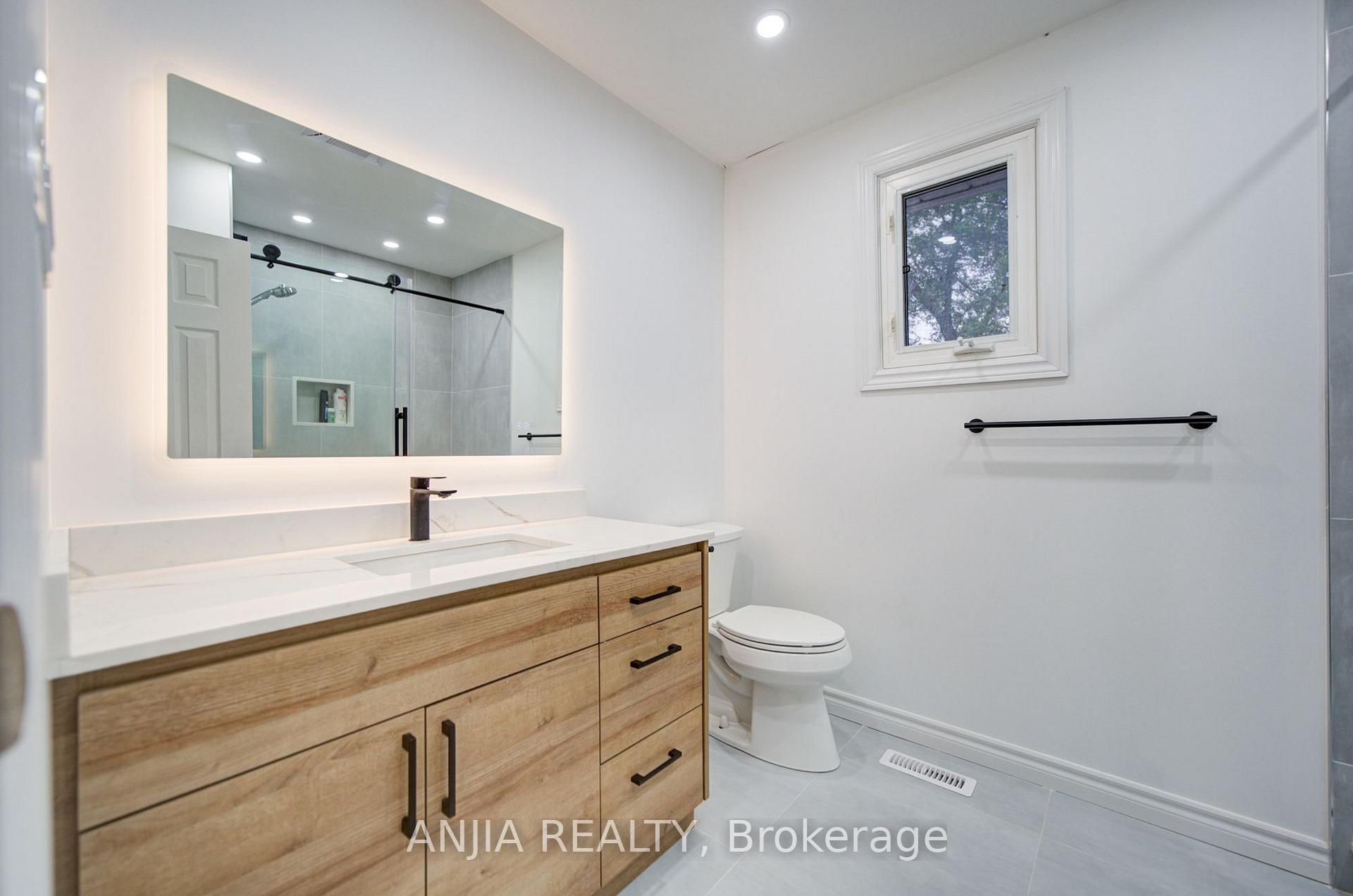 Photo 29 of 58 Summerfeldt Crescent, Markham, Unionville — HOMEH