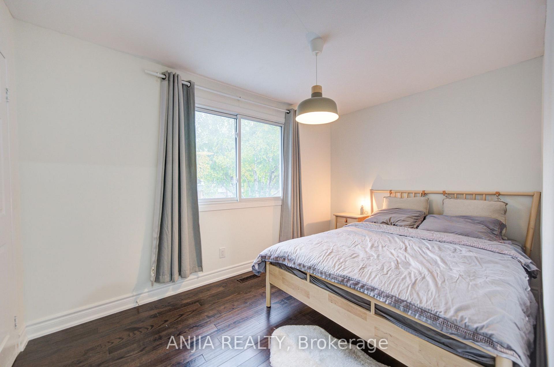 Photo 33 of 58 Summerfeldt Crescent, Markham, Unionville — HOMEH