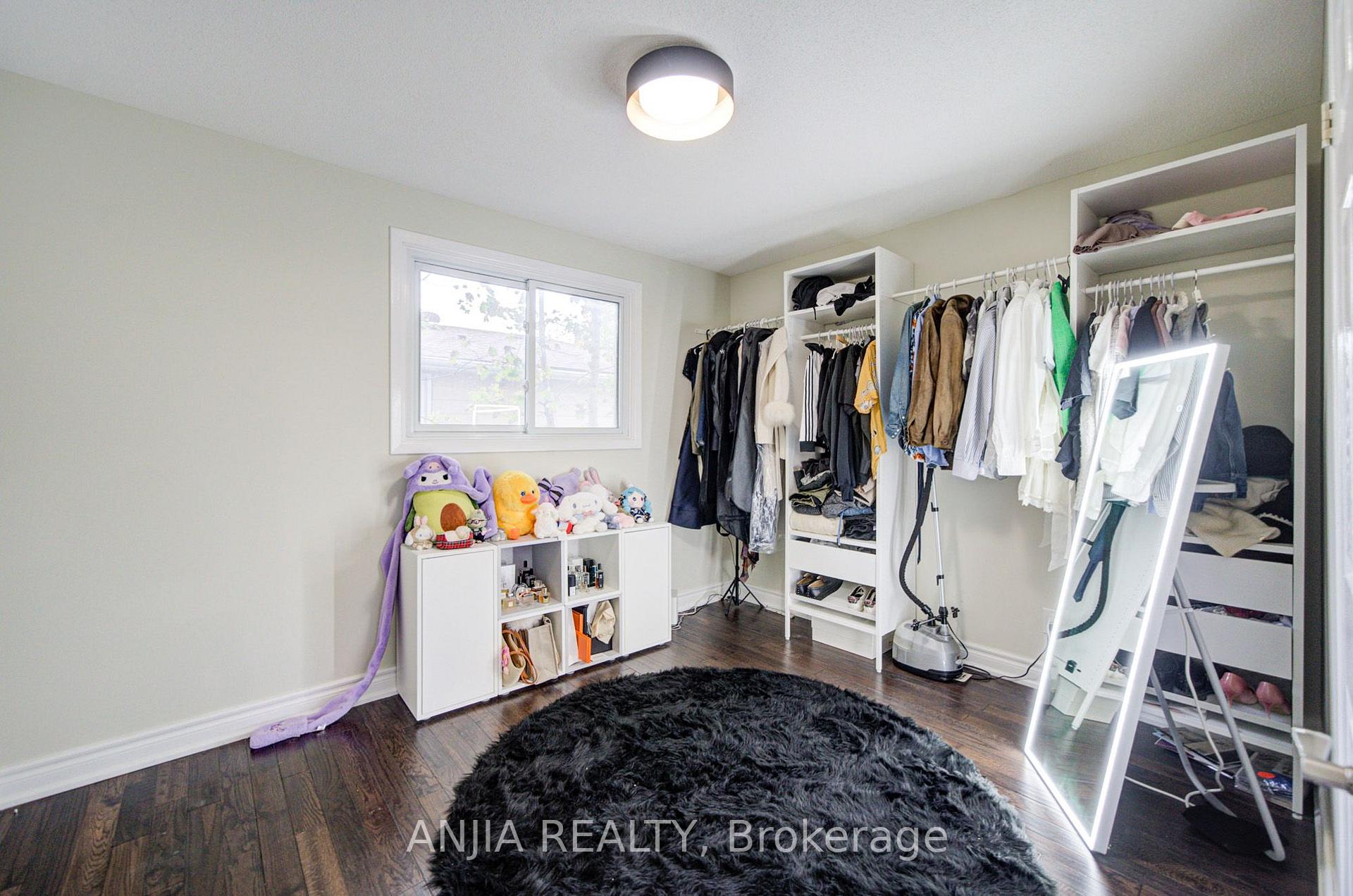 Photo 37 of 58 Summerfeldt Crescent, Markham, Unionville — HOMEH