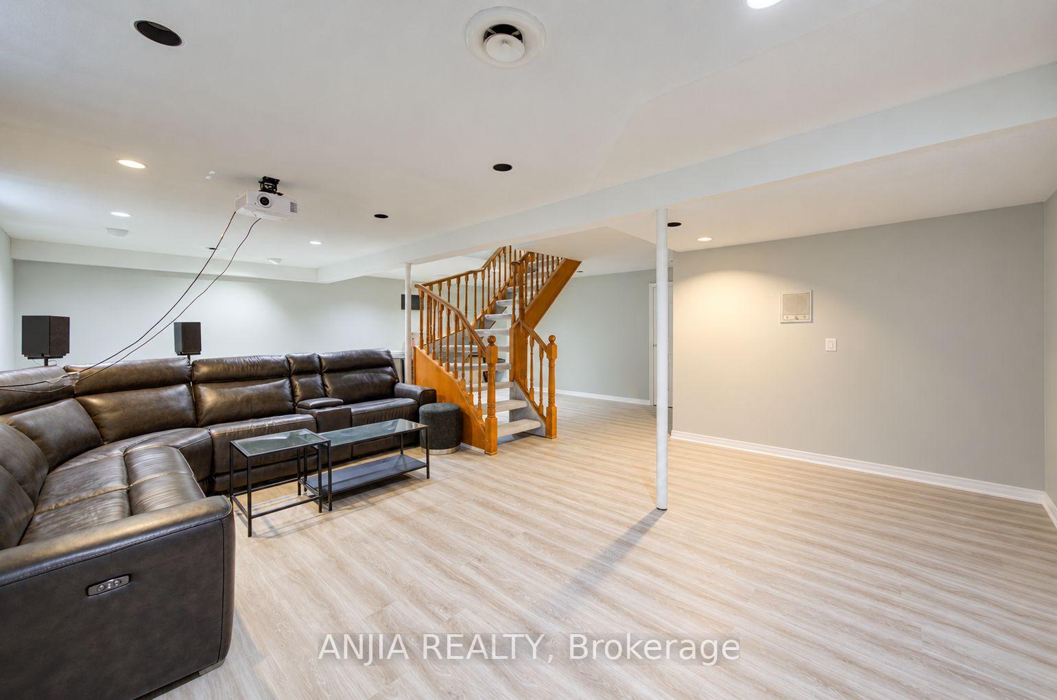 Photo 40 of 58 Summerfeldt Crescent, Markham, Unionville — HOMEH