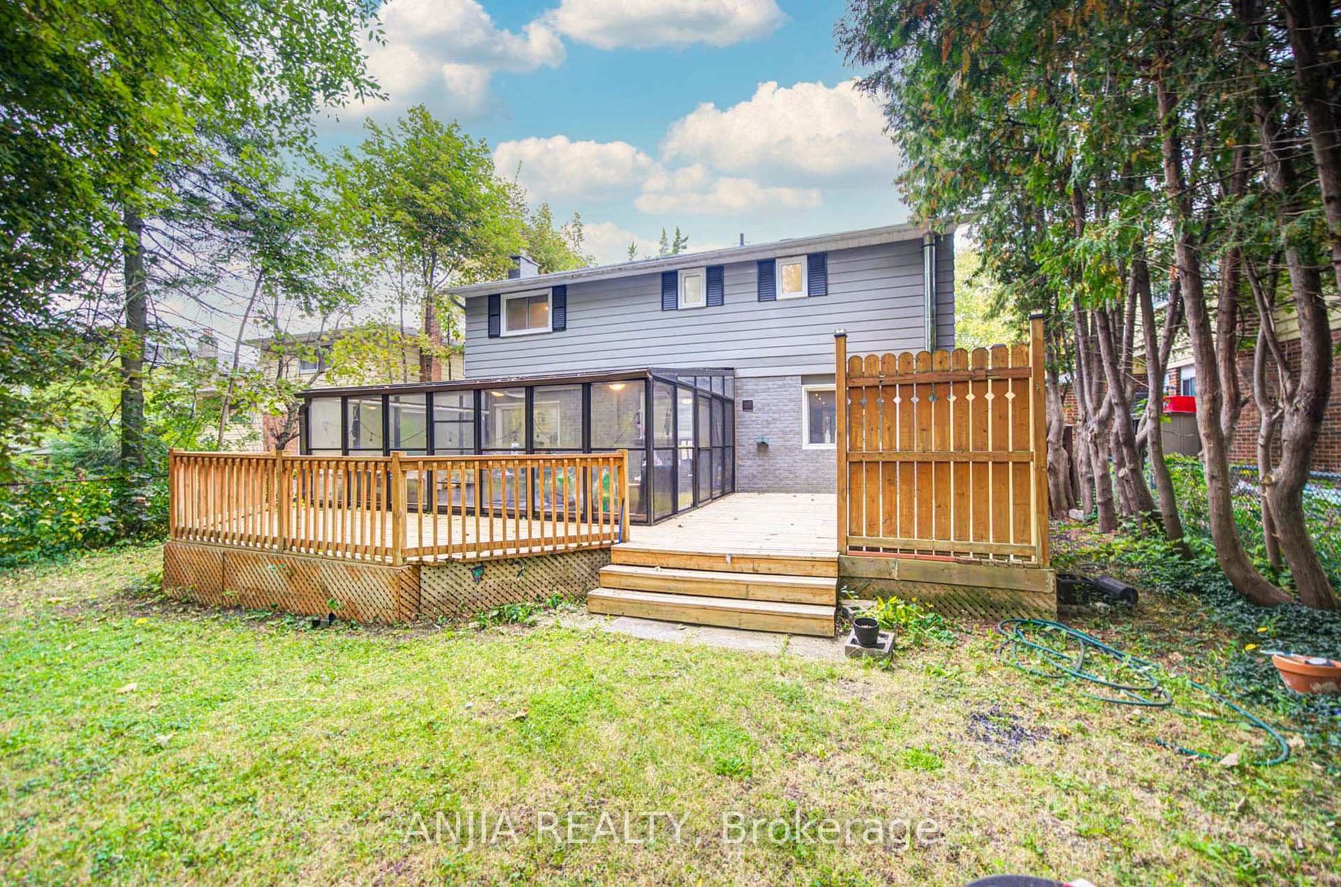 Photo 57 of 58 Summerfeldt Crescent, Markham, Unionville — HOMEH