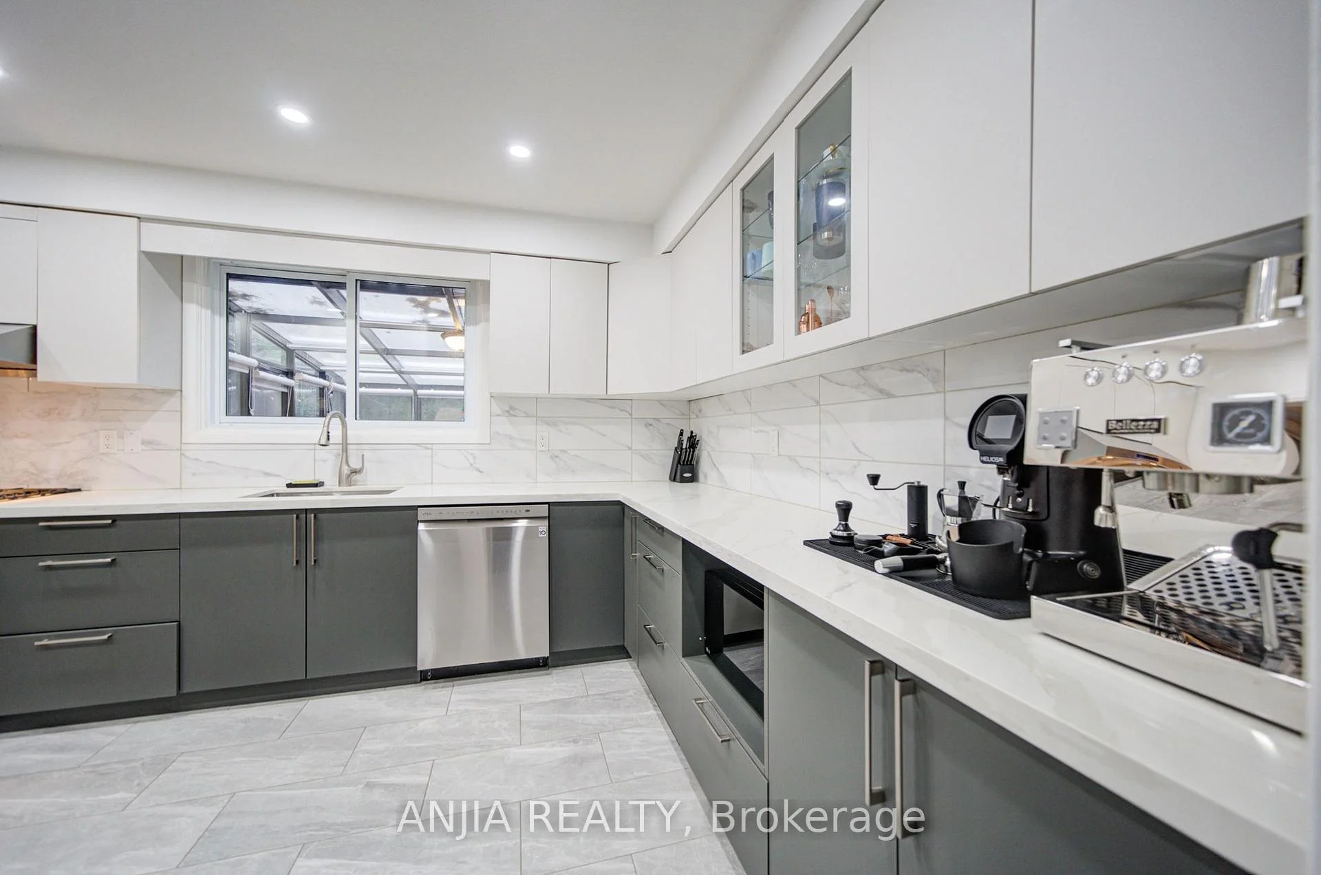 Photo 20 of 58 Summerfeldt Crescent, Markham, Unionville — HOMEH