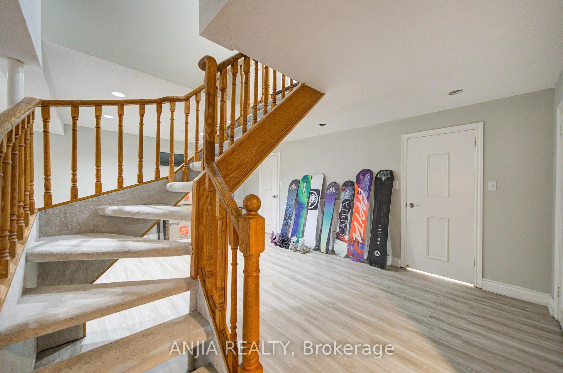 Photo 47 of 58 Summerfeldt Crescent, Markham, Unionville — HOMEH