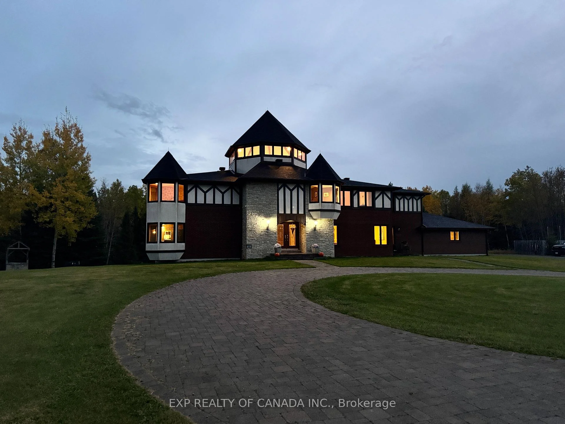 Photo of 1499 Kraft Creek Road