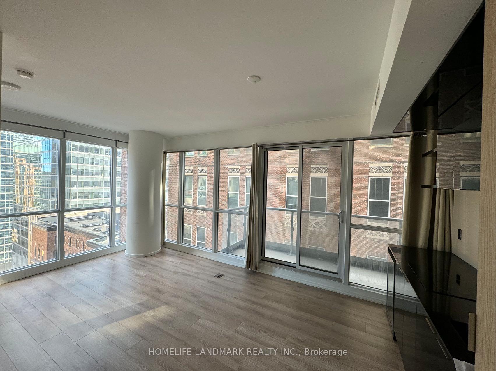 Photo of Unit 1806, 70 Temperance Street