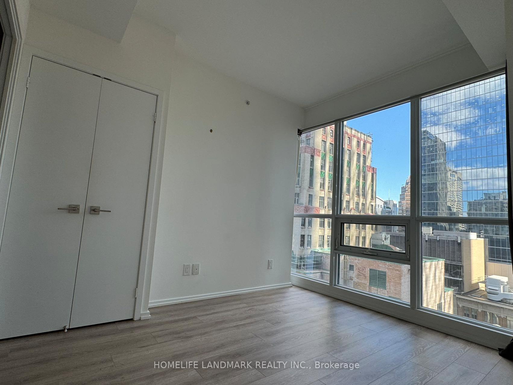 Photo 5 of Unit 1806, 70 Temperance Street, Toronto, Bay Street Corridor — HOMEH