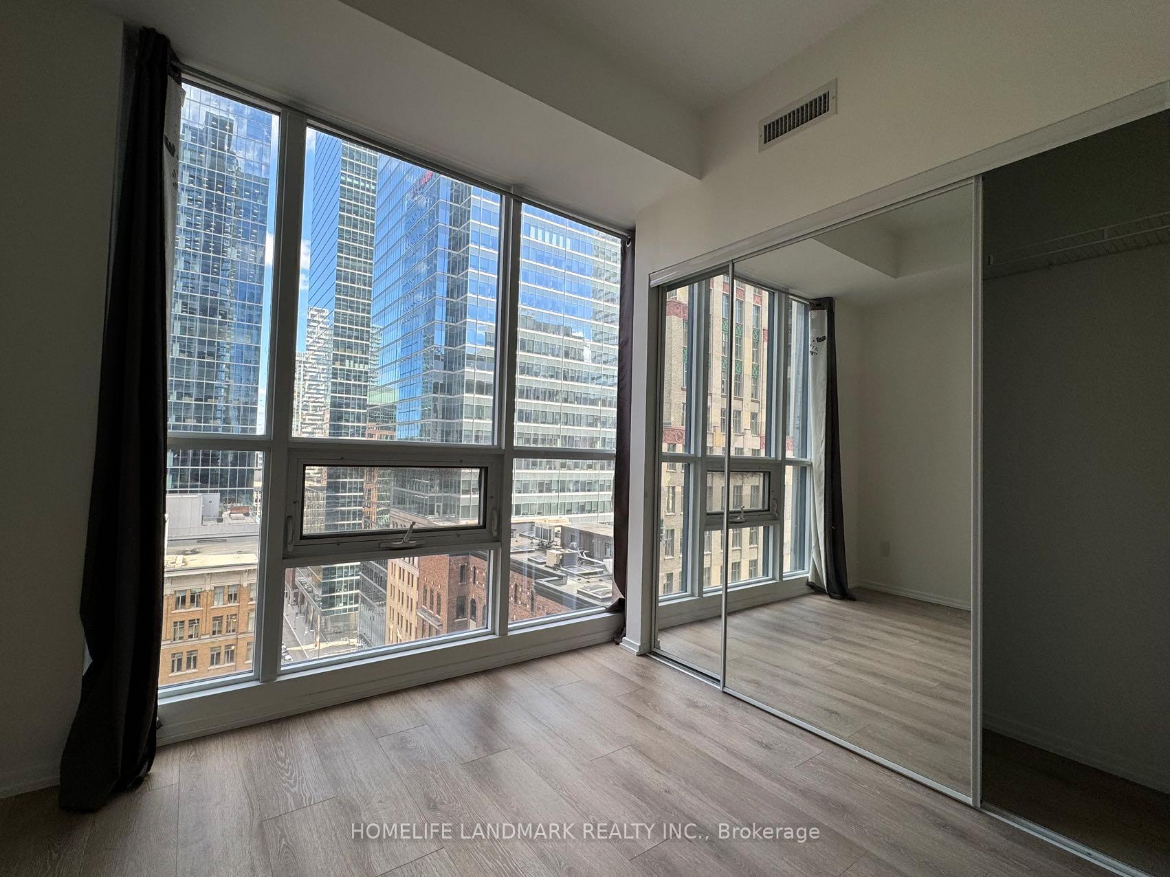 Photo 9 of Unit 1806, 70 Temperance Street, Toronto, Bay Street Corridor — HOMEH