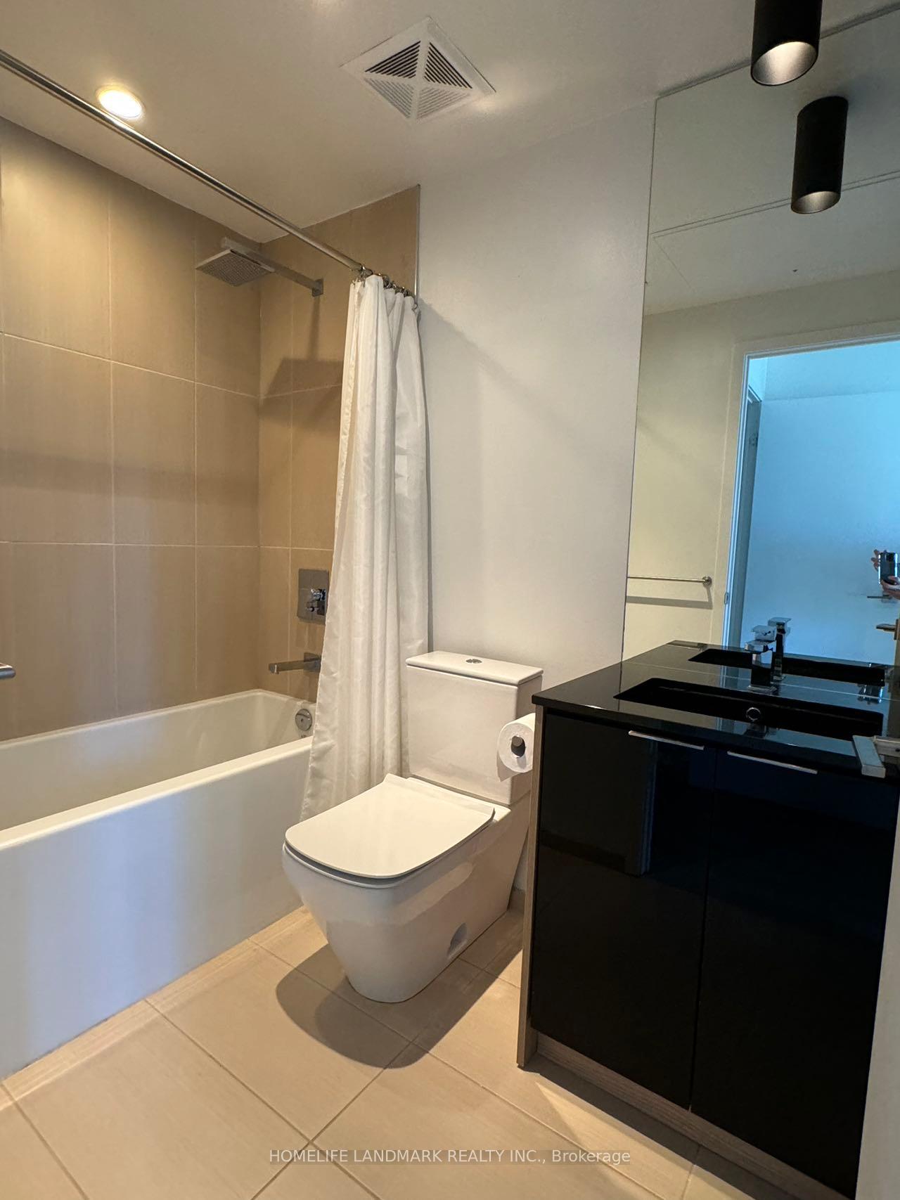 Photo 8 of Unit 1806, 70 Temperance Street, Toronto, Bay Street Corridor — HOMEH