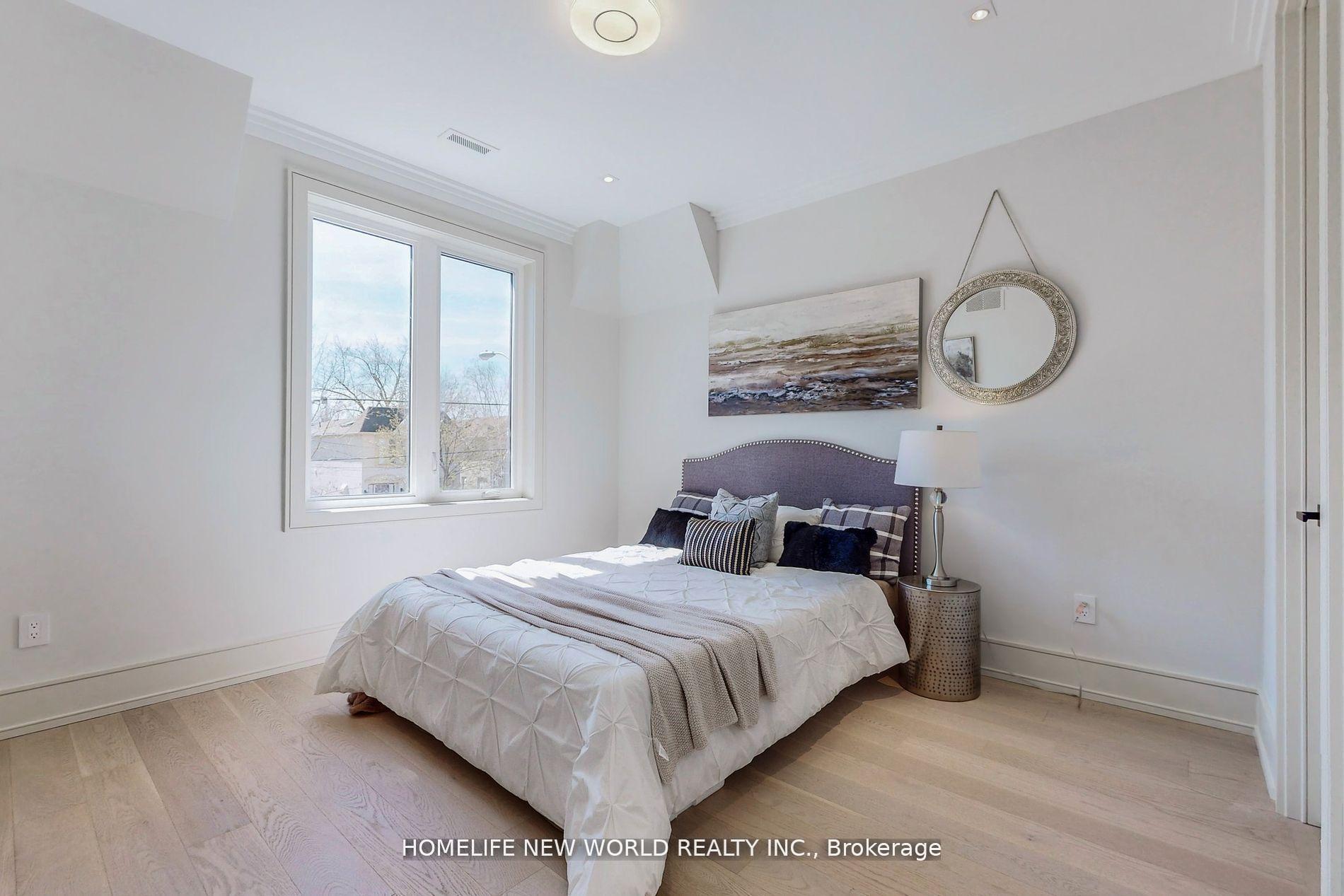 Photo 19 of 168 Glenvale Boulevard, Toronto, Leaside — HOMEH