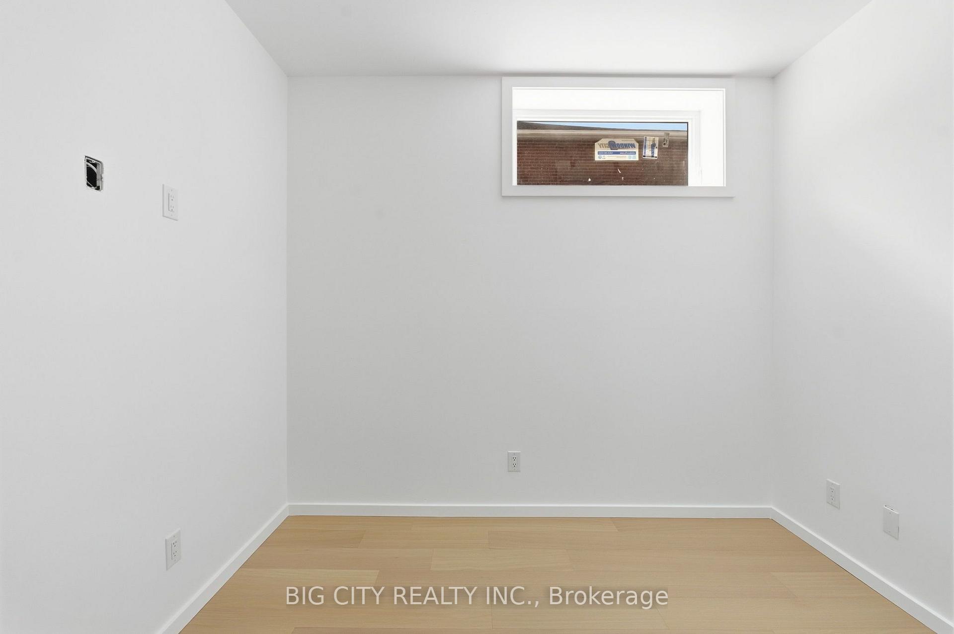 Photo 27 of Unit 2, 276 Lanor Avenue, Etobicoke, Alderwood — HOMEH
