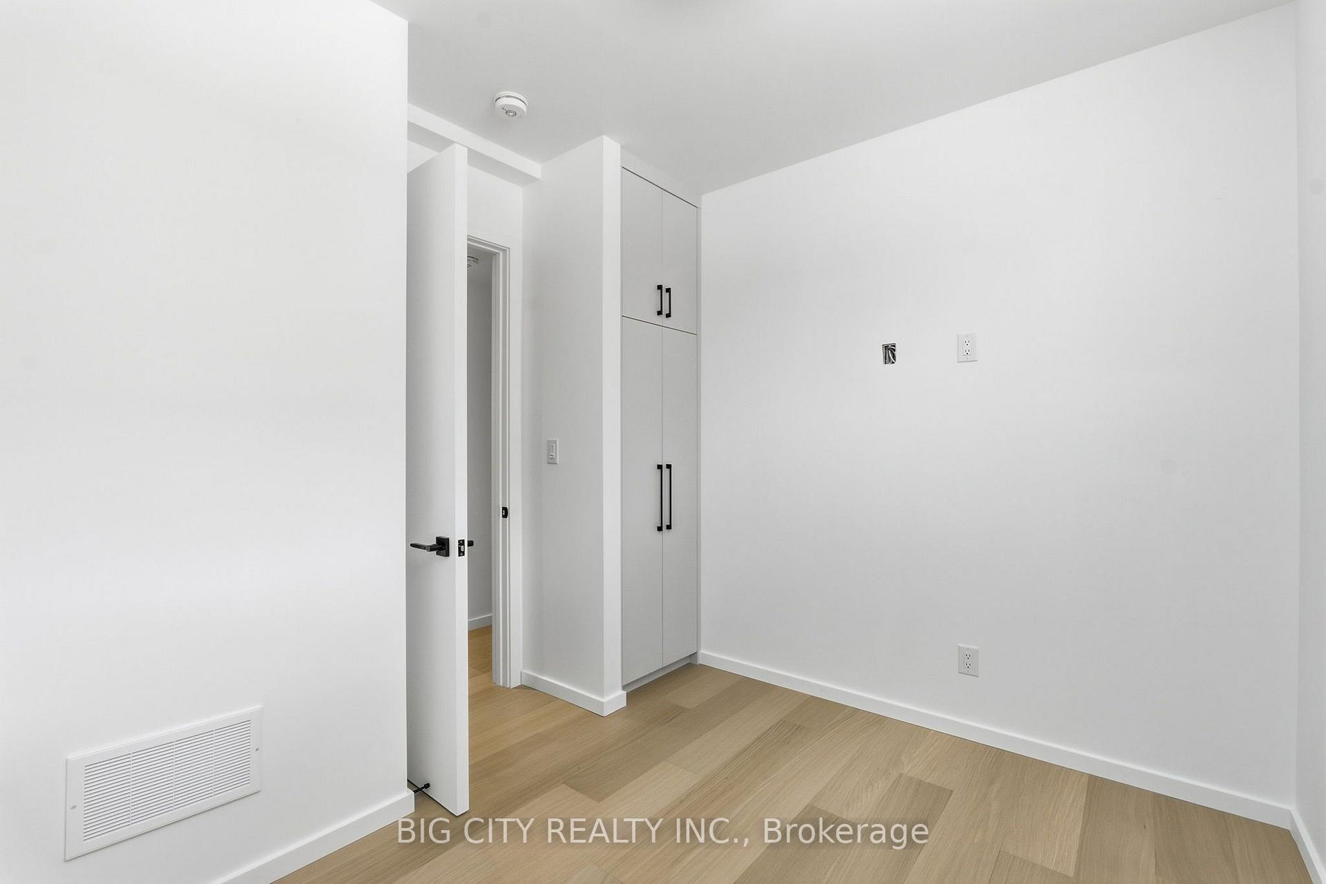 Photo 29 of Unit 2, 276 Lanor Avenue, Etobicoke, Alderwood — HOMEH