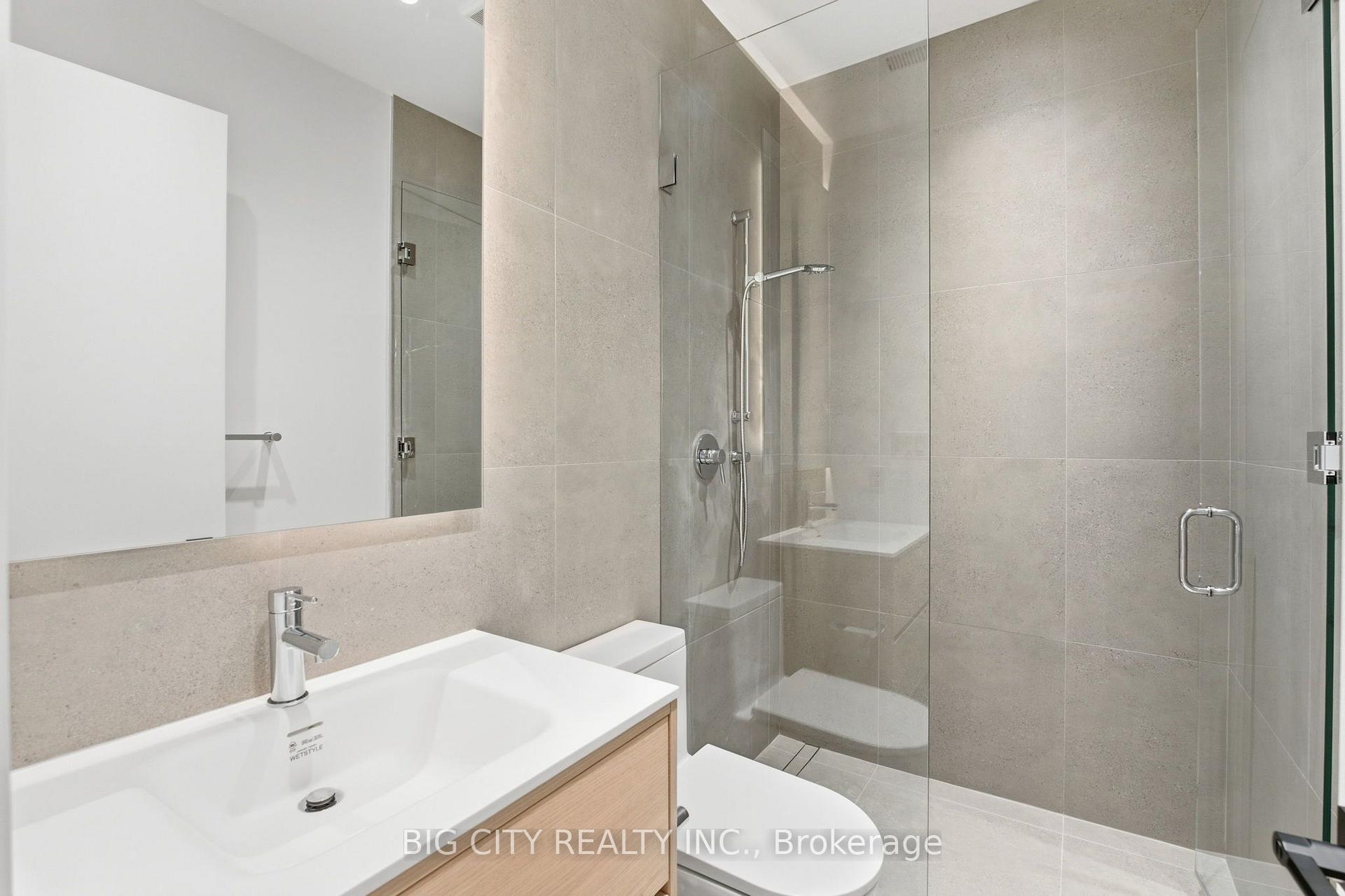 Photo 33 of Unit 2, 276 Lanor Avenue, Etobicoke, Alderwood — HOMEH