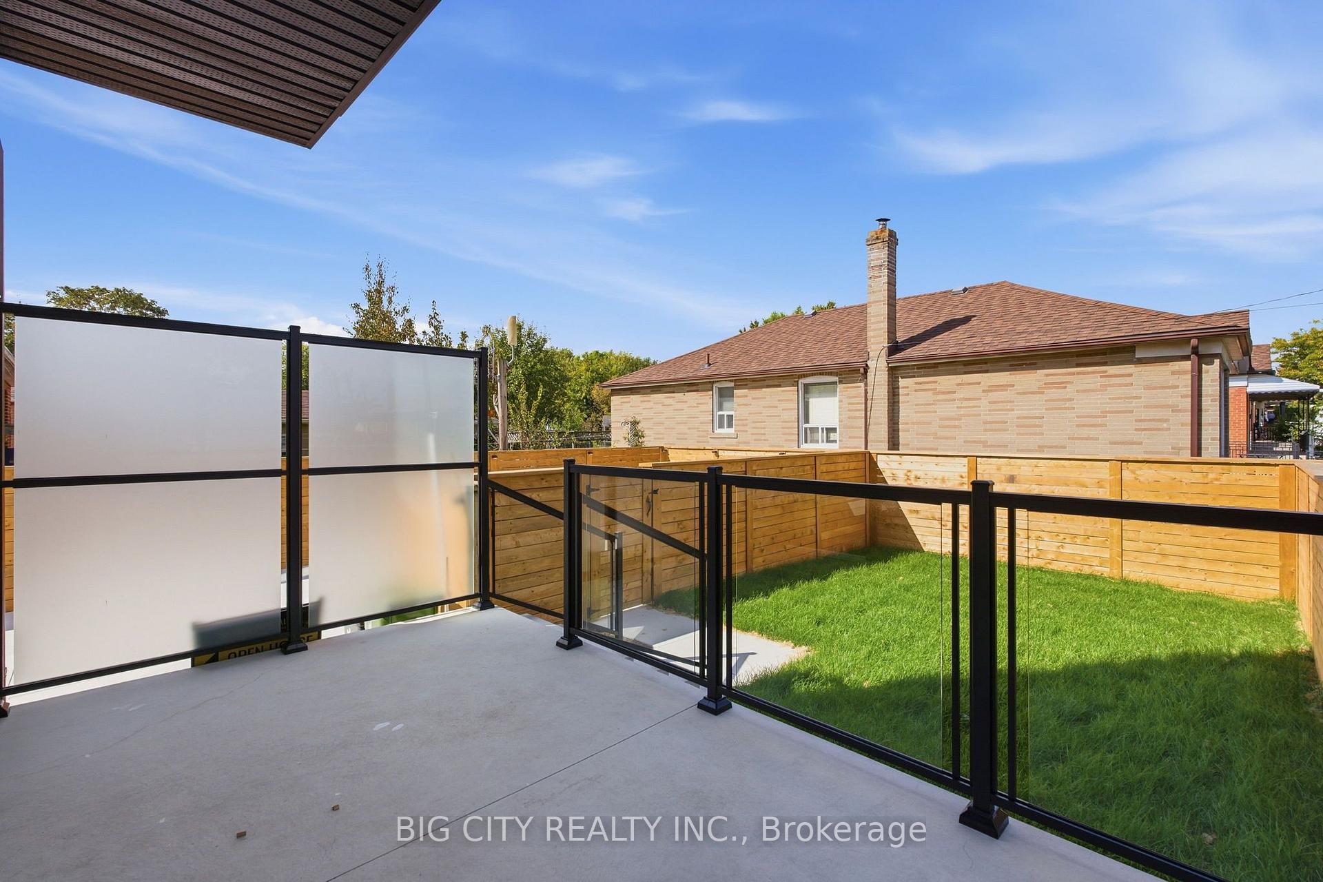 Photo 38 of Unit 2, 276 Lanor Avenue, Etobicoke, Alderwood — HOMEH