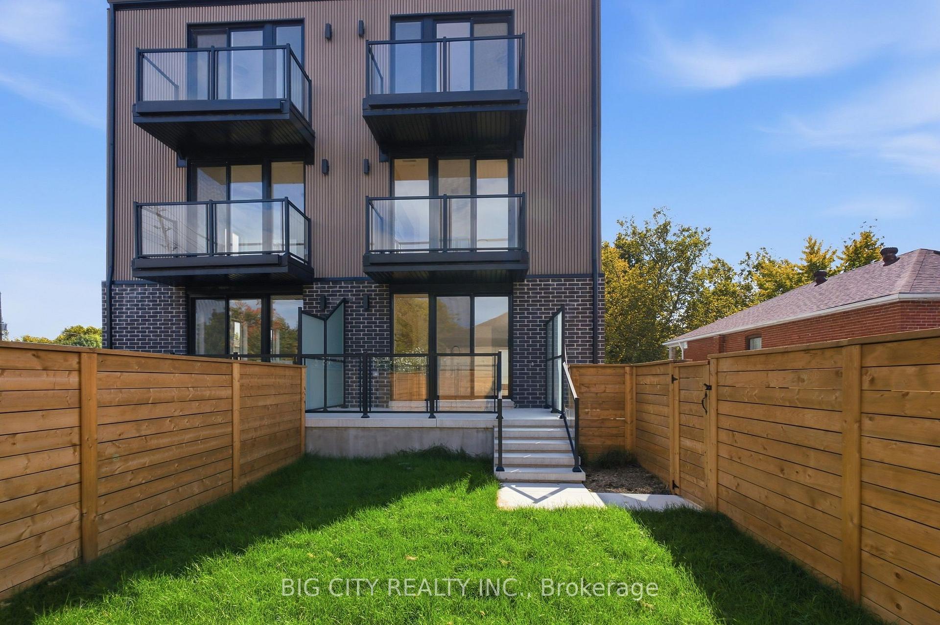 Photo 44 of Unit 2, 276 Lanor Avenue, Etobicoke, Alderwood — HOMEH