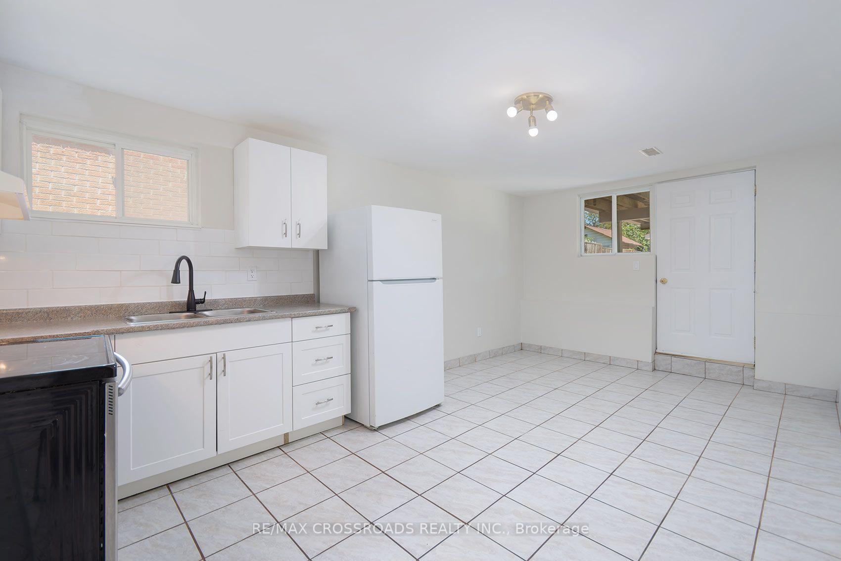 Photo 34 of 1859 New Street, Pickering, Amberlea — HOMEH