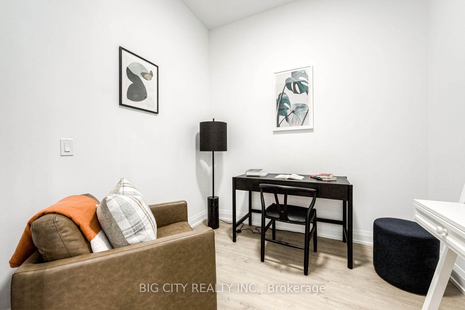 Photo 4 of Unit 205, 36 Brentcliffe Road, Toronto, Thorncliffe Park — HOMEH
