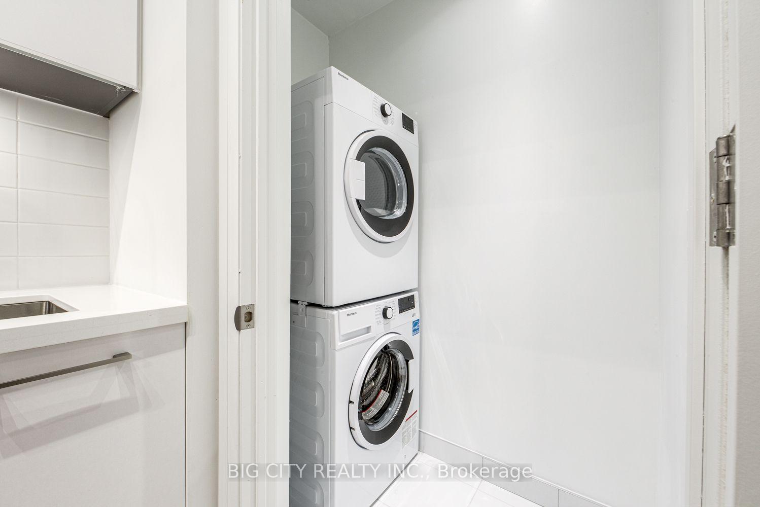 Photo 11 of Unit 205, 36 Brentcliffe Road, Toronto, Thorncliffe Park — HOMEH