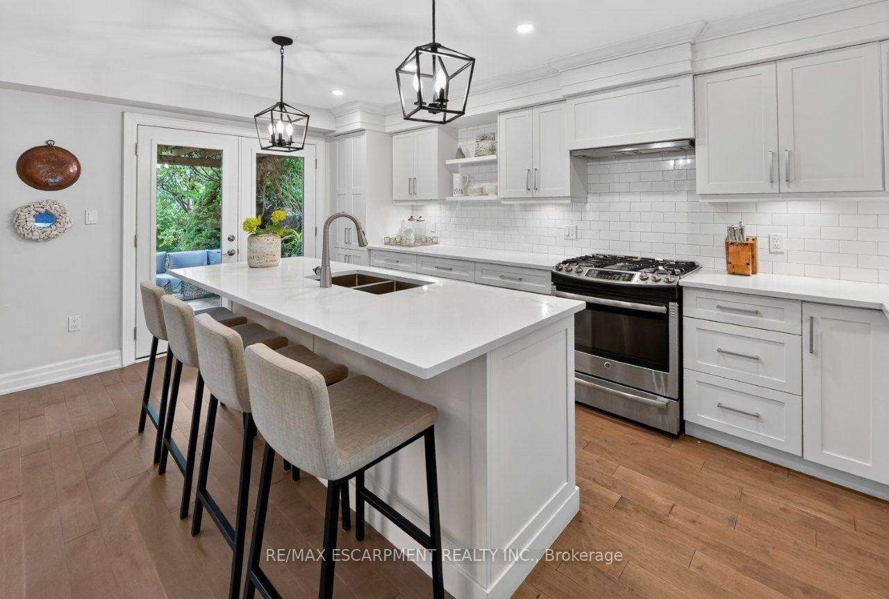 Photo 12 of 45 Richmond Crescent, Hamilton, Winona Park — HOMEH