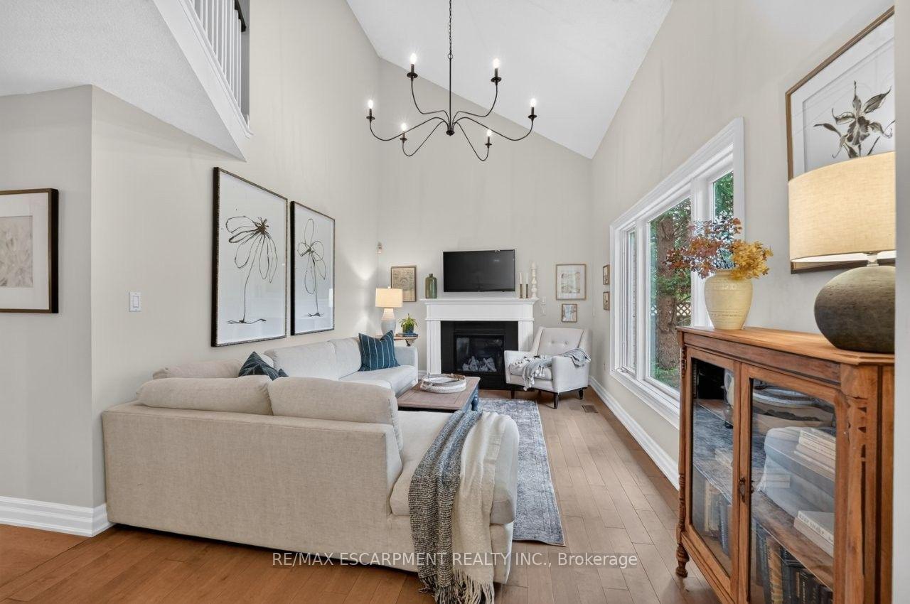 Photo 14 of 45 Richmond Crescent, Hamilton, Winona Park — HOMEH