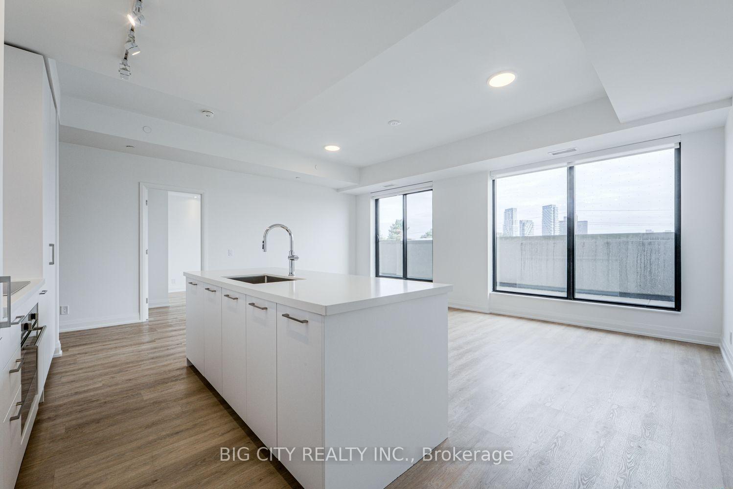 Photo 2 of Unit 209, 36 Brentcliffe Road, Toronto, Thorncliffe Park — HOMEH