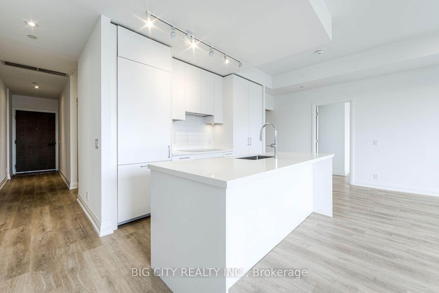 Photo 4 of Unit 209, 36 Brentcliffe Road, Toronto, Thorncliffe Park — HOMEH