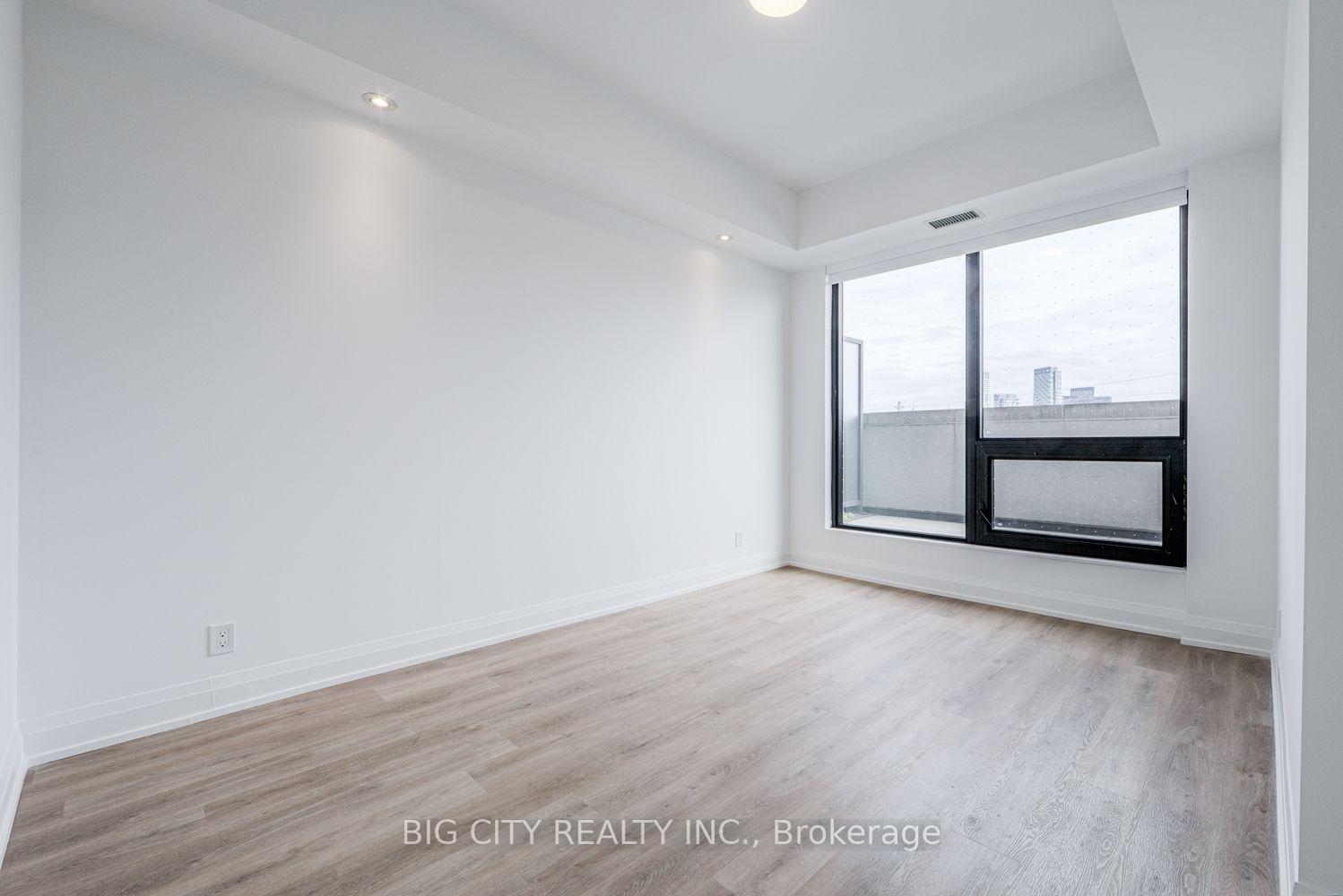 Photo 13 of Unit 209, 36 Brentcliffe Road, Toronto, Thorncliffe Park — HOMEH