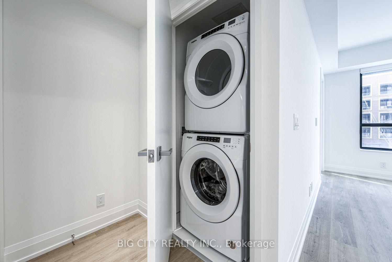 Photo 9 of Unit 401, 36 Brentcliffe Road, Toronto, Thorncliffe Park — HOMEH