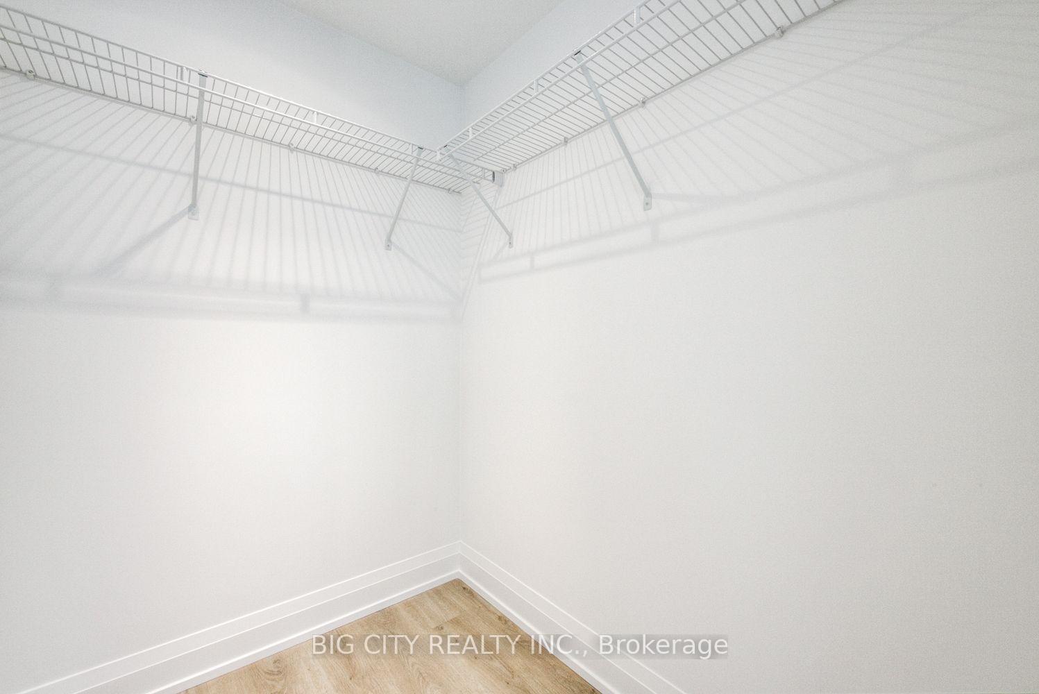 Photo 15 of Unit 401, 36 Brentcliffe Road, Toronto, Thorncliffe Park — HOMEH