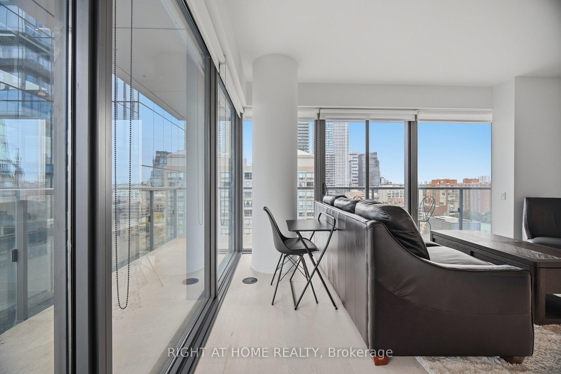 Photo 16 of Unit 1407, 60 Colborne Street, Toronto, Church-Yonge Corridor — HOMEH