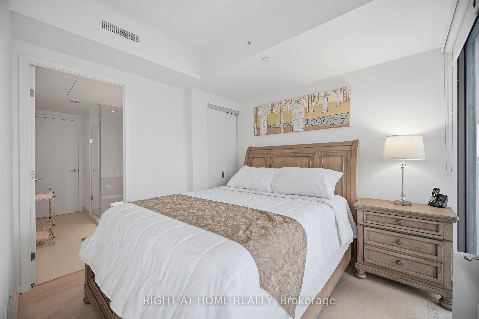 Photo 20 of Unit 1407, 60 Colborne Street, Toronto, Church-Yonge Corridor — HOMEH
