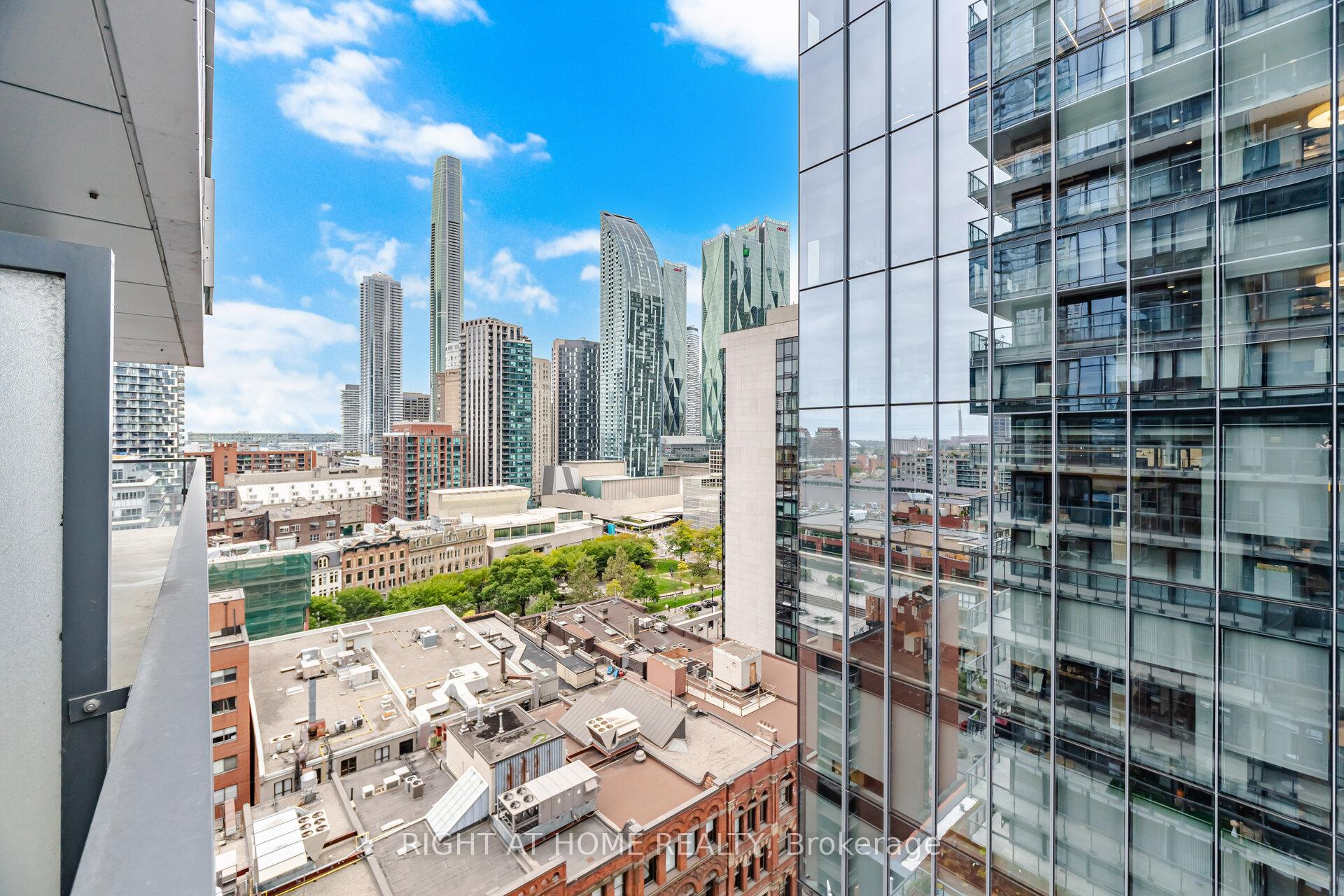 Photo 24 of Unit 1407, 60 Colborne Street, Toronto, Church-Yonge Corridor — HOMEH