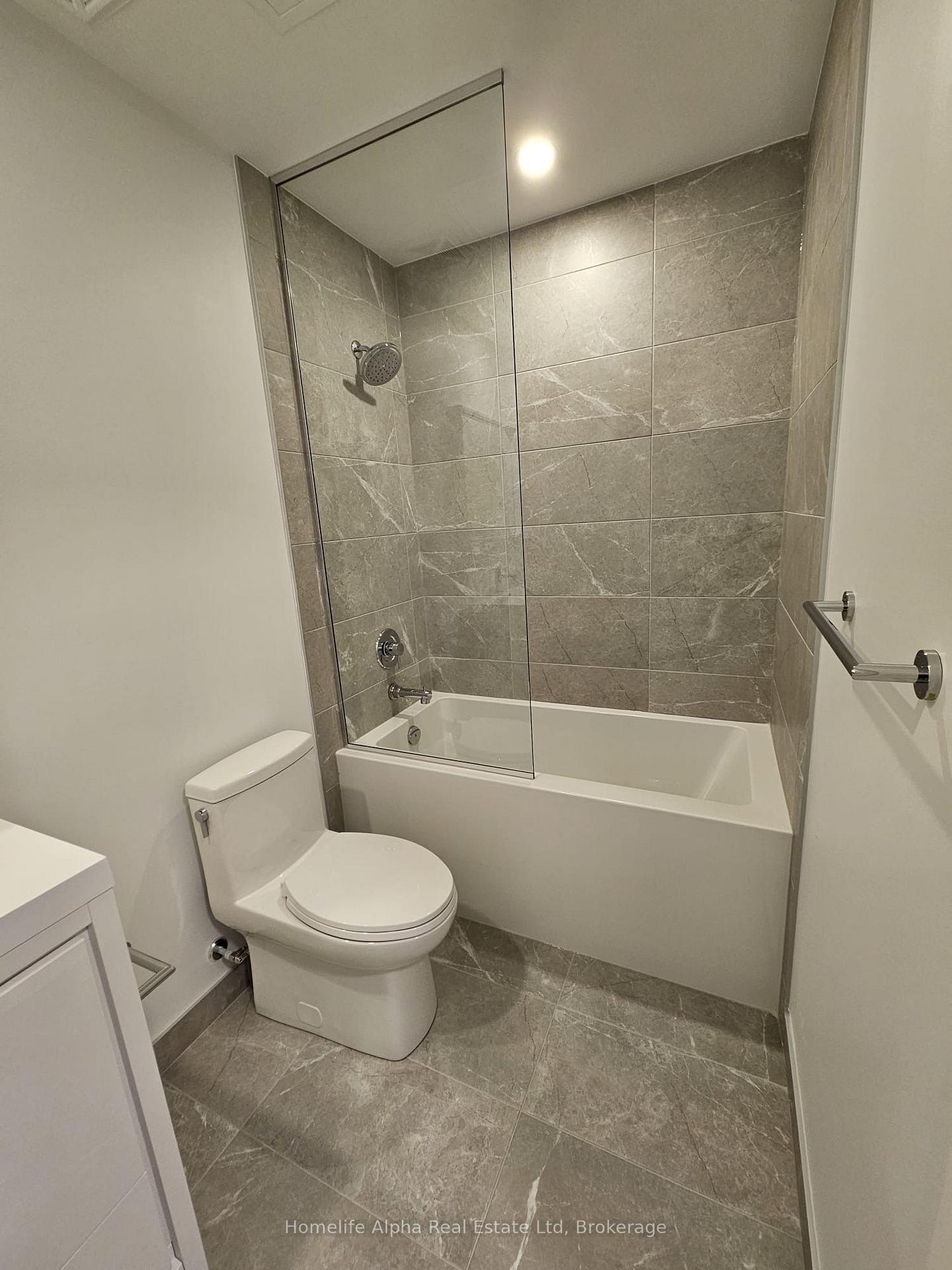 Photo 8 of Unit 2204, 21 Meadowdale Road, Vaughan, Vaughan Corporate Centre — HOMEH