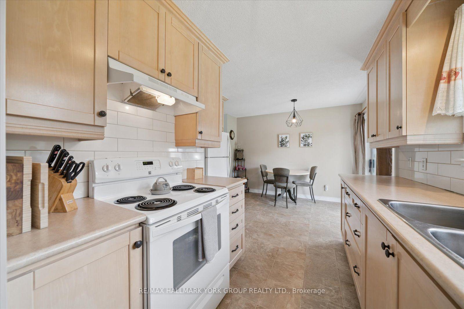 Photo 17 of 26 Georgina Street, Georgina, Sutton & Jackson's Point — HOMEH